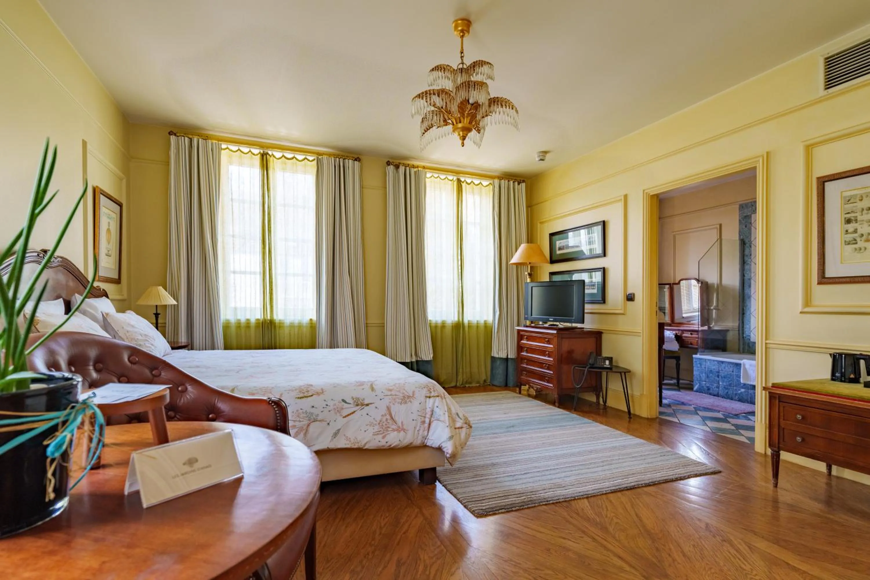 Bed in Les Jardins d'Anaïs