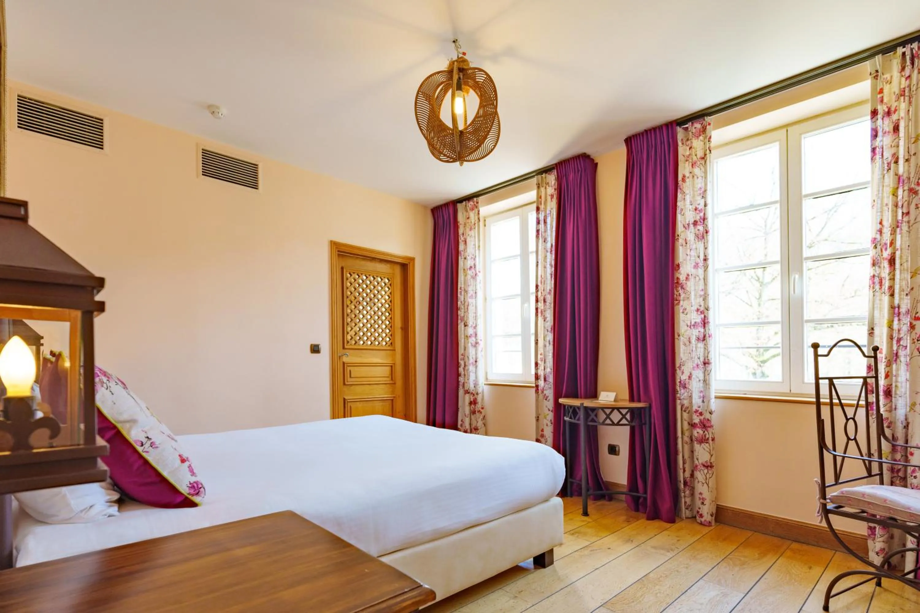 Bed in Les Jardins d'Anaïs