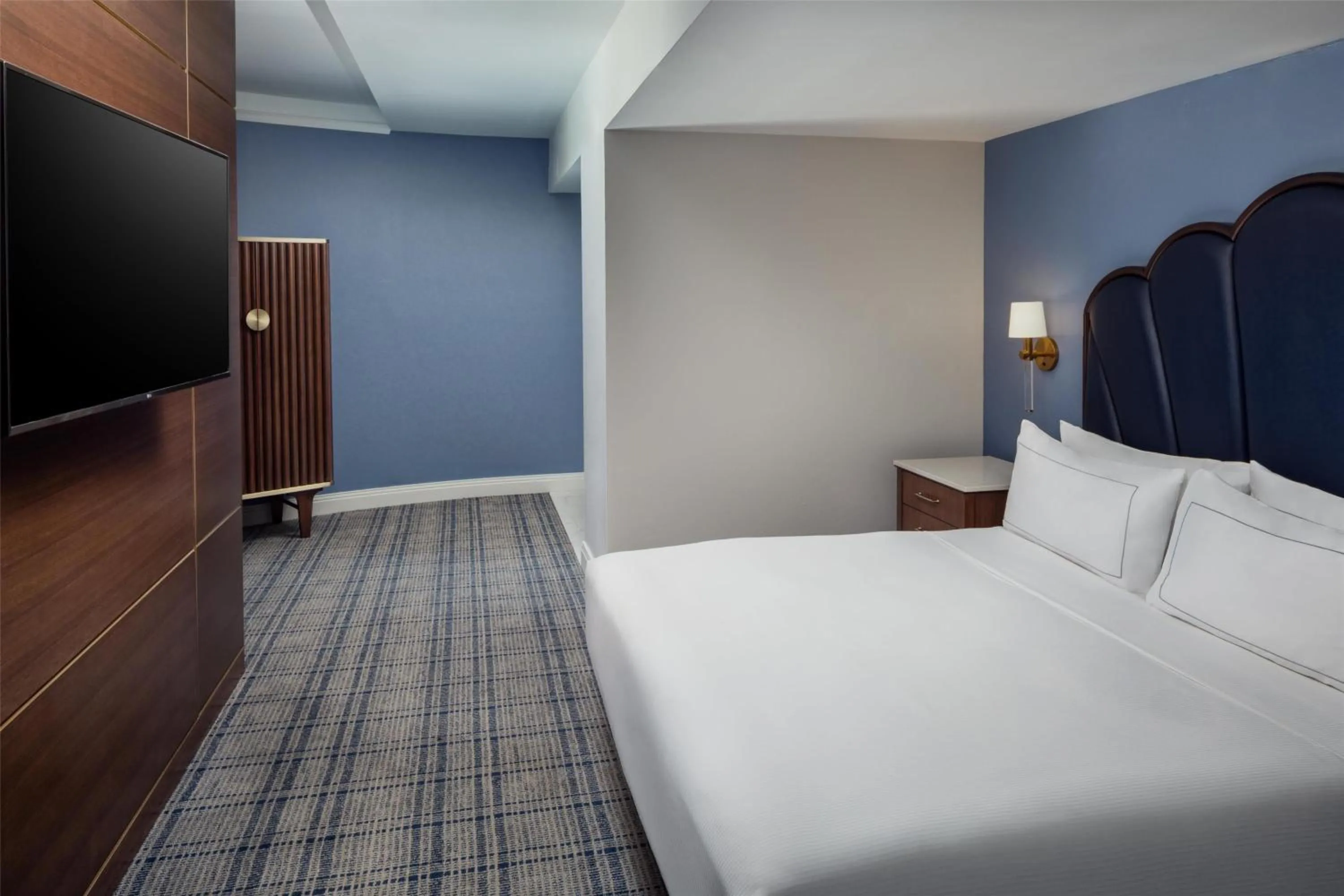 Bed in The Skirvin Hilton Oklahoma City