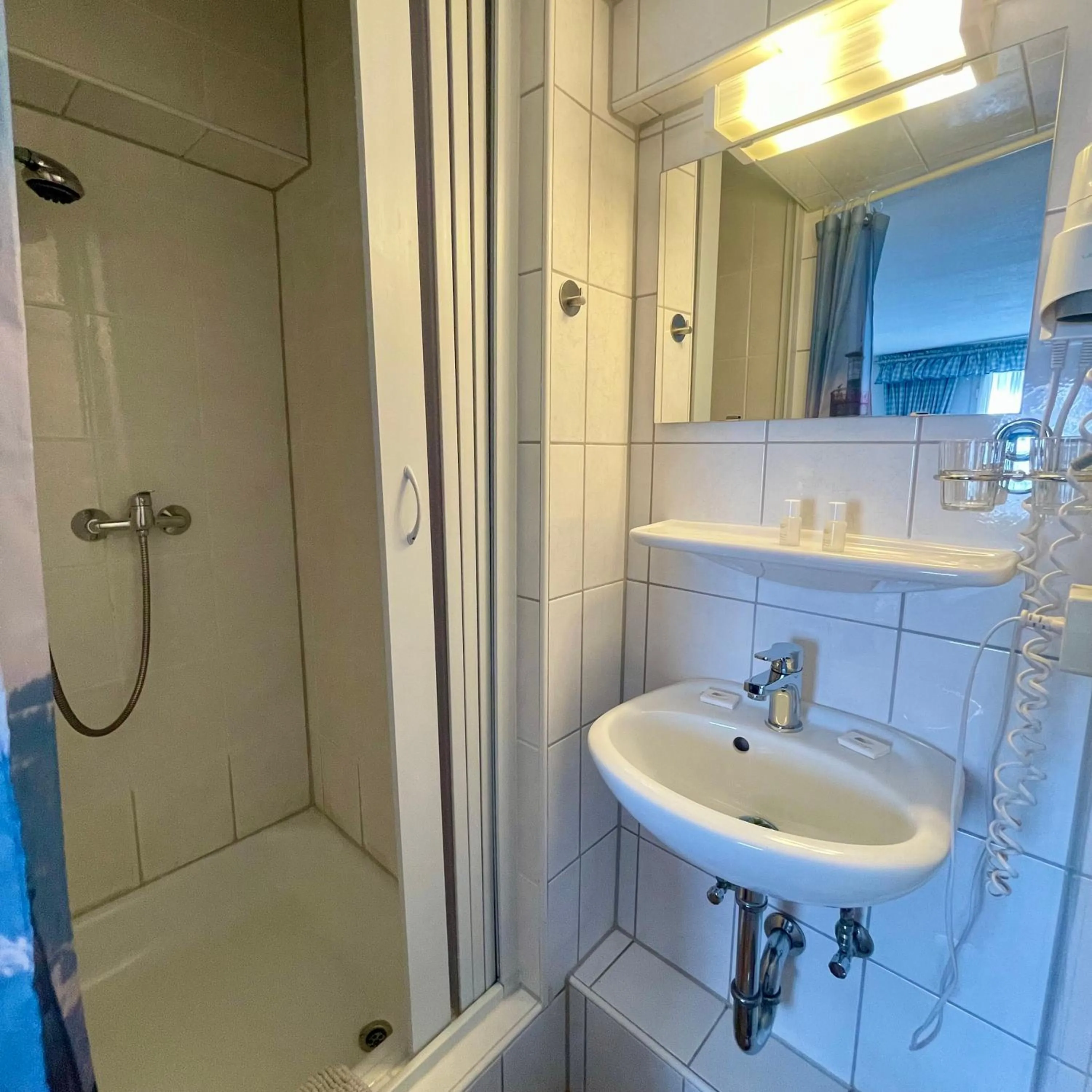 Shower in Hotel Gasthof Inselgraben garni