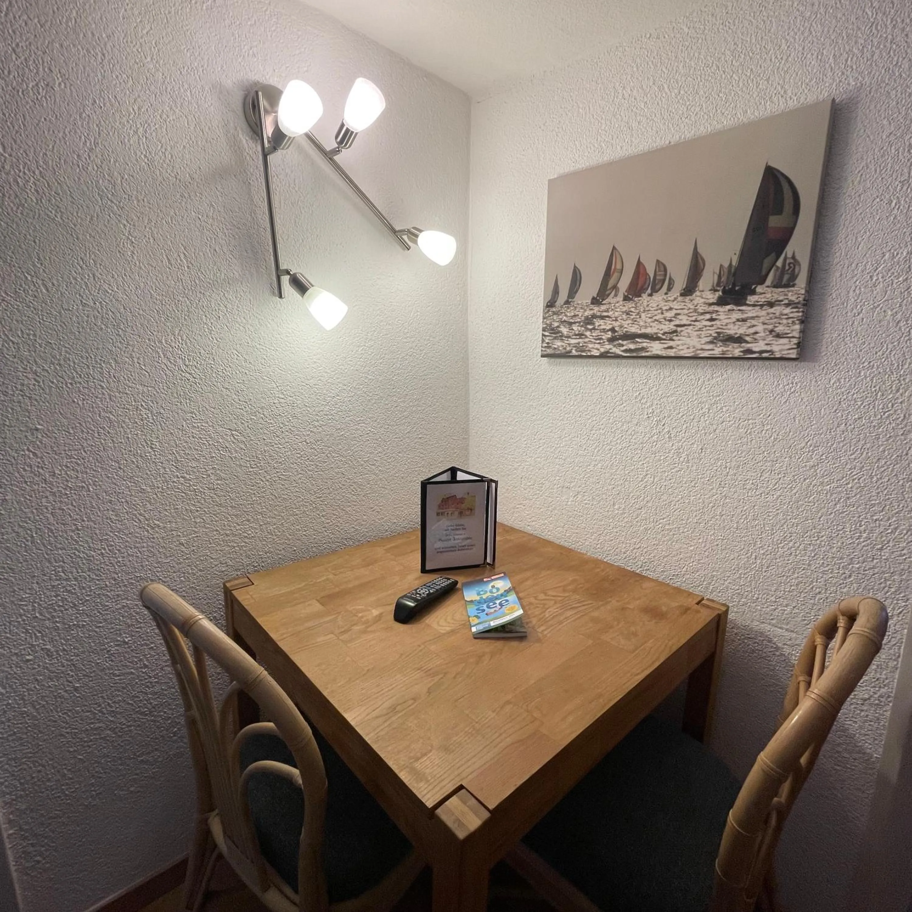 Seating area in Hotel Gasthof Inselgraben garni