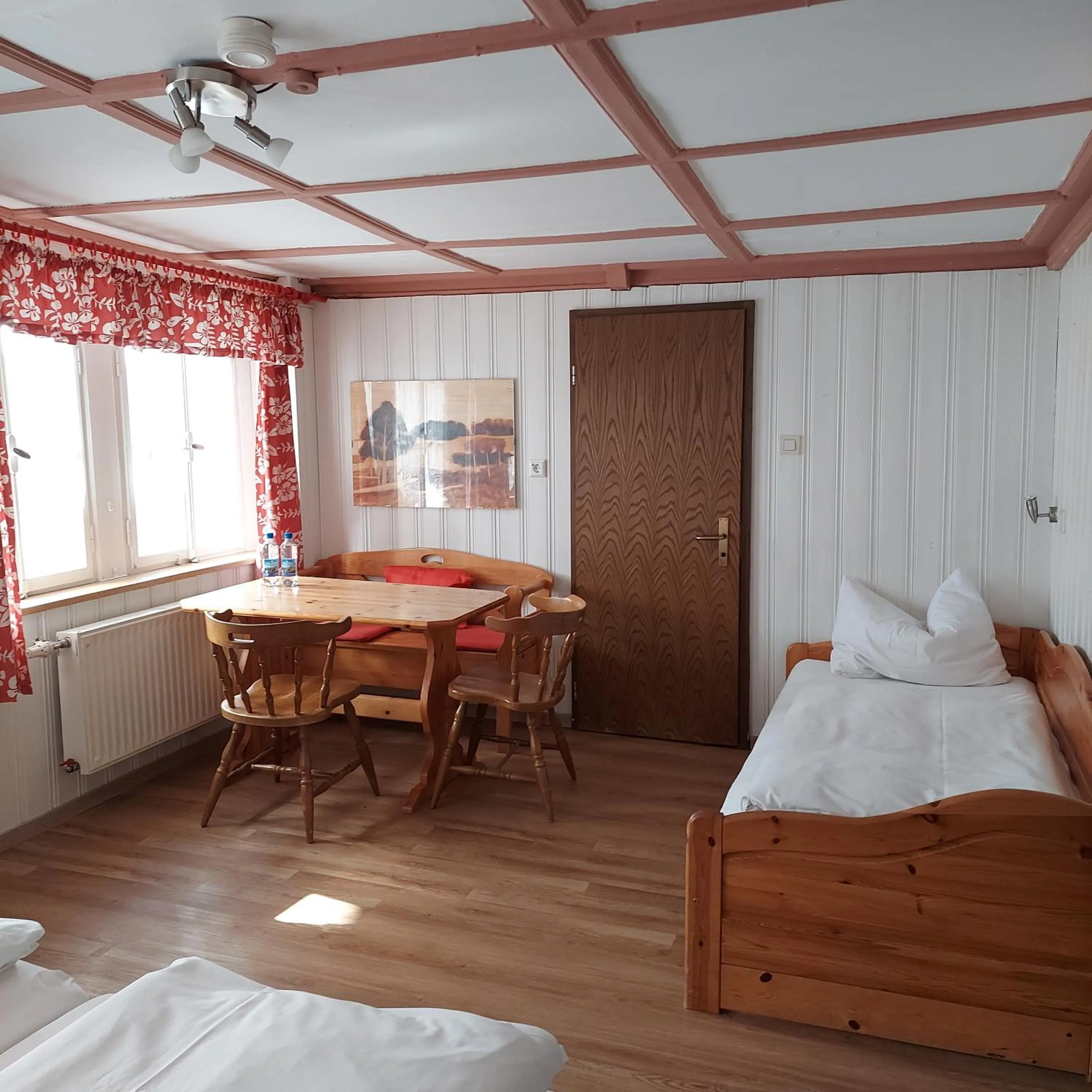 Bed in Hotel Gasthof Inselgraben garni