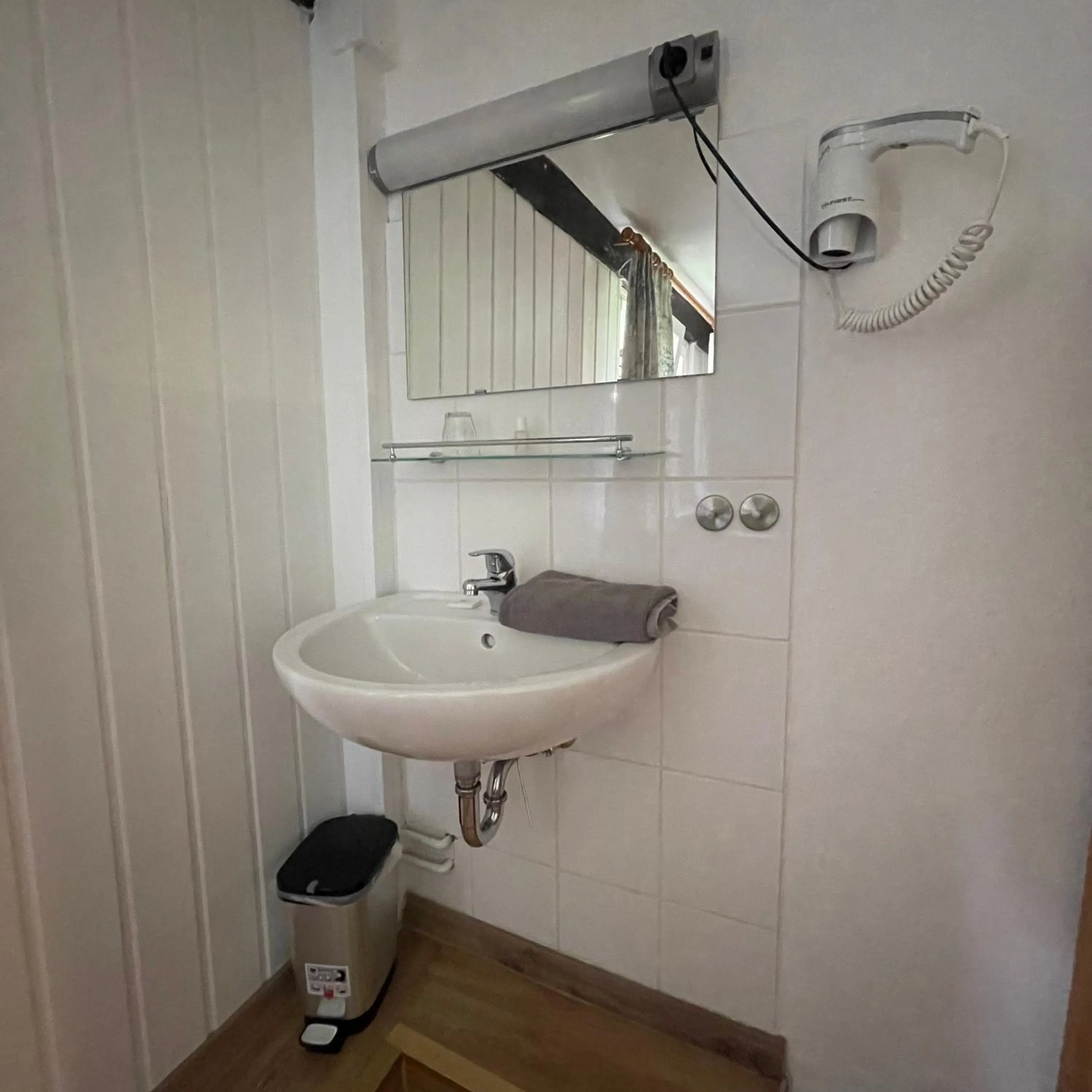 Photo of the whole room in Hotel Gasthof Inselgraben garni