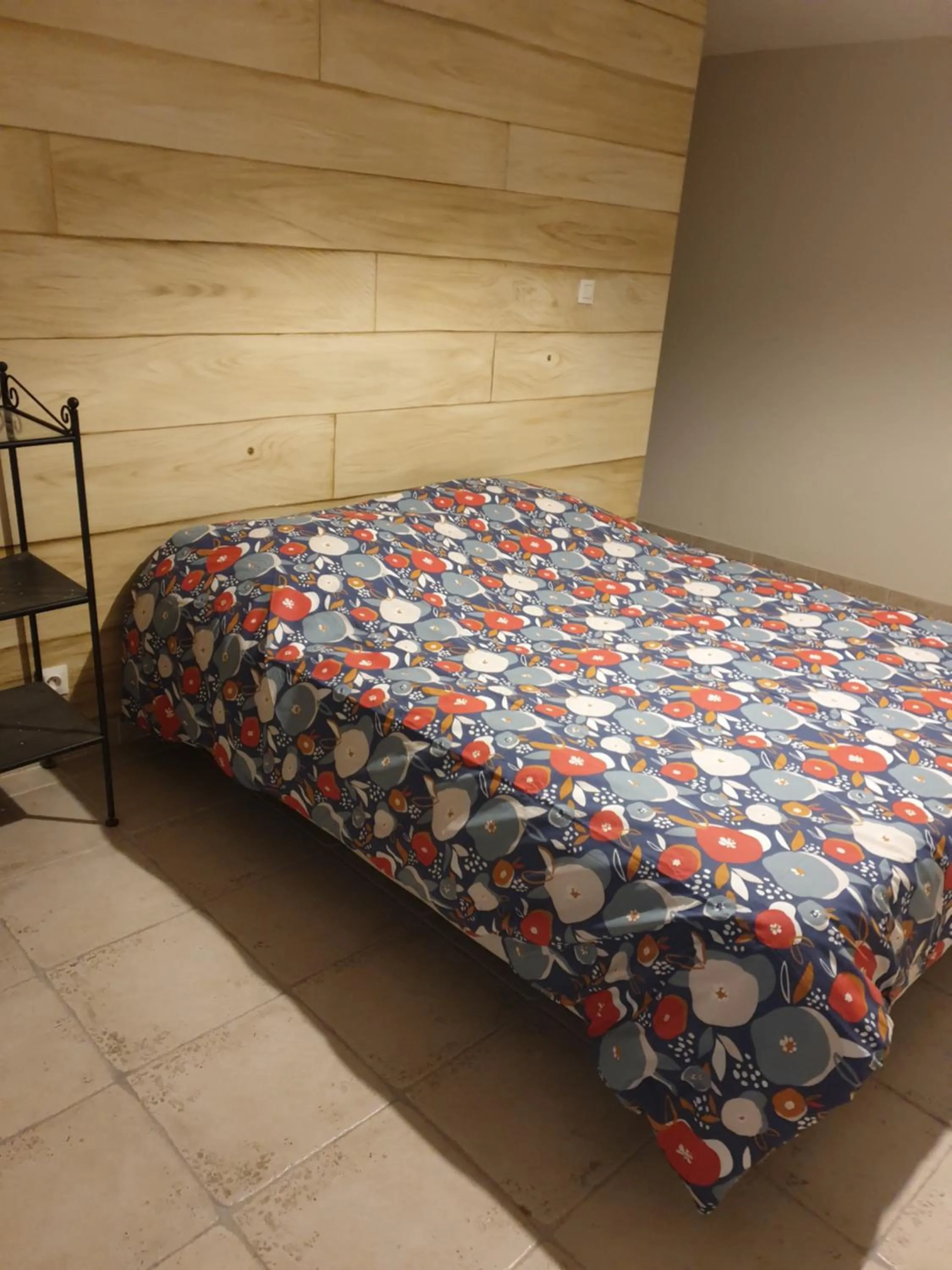 Bed in La Bastide Des Oliviers