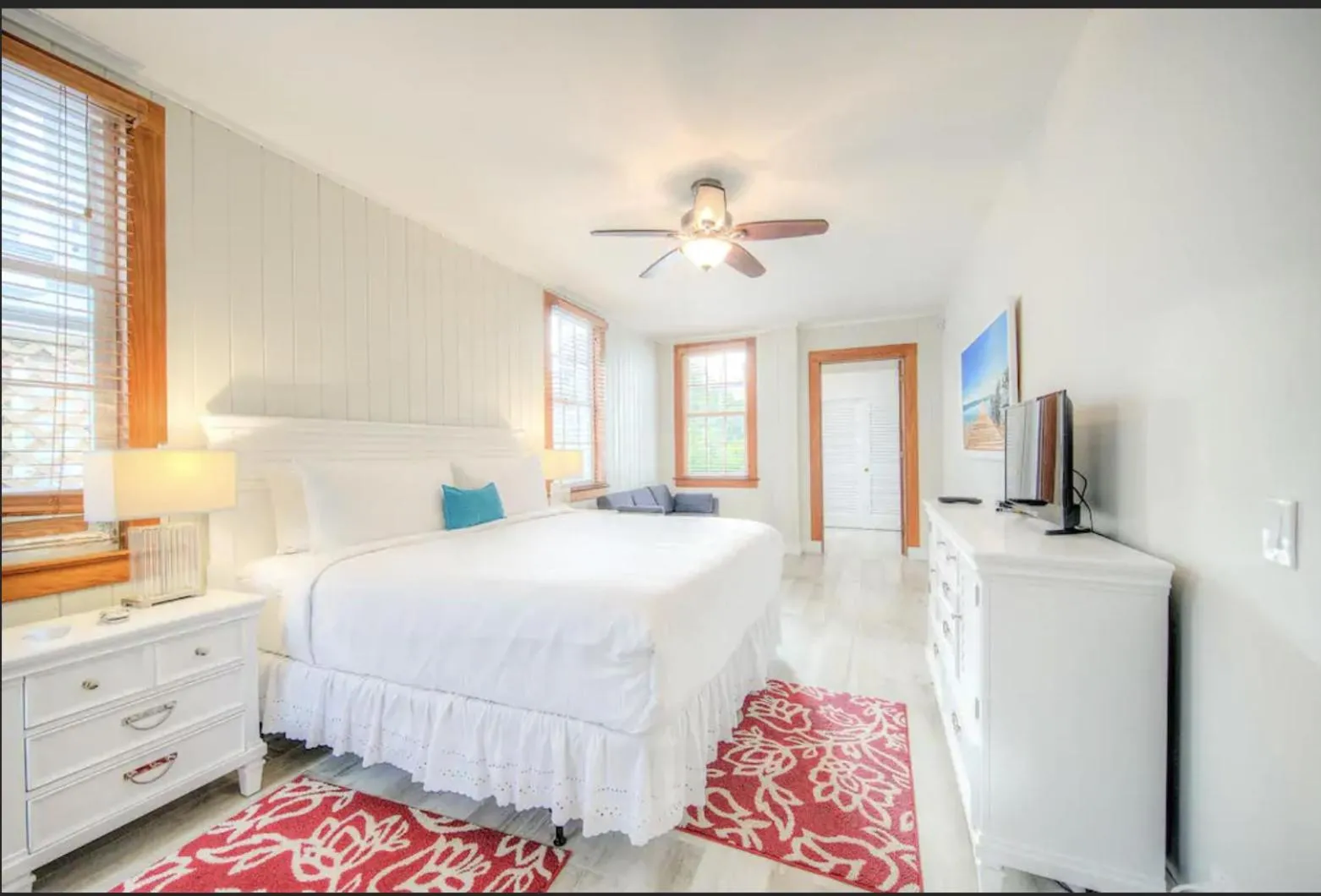 The Bartlum-Luxurious Studio