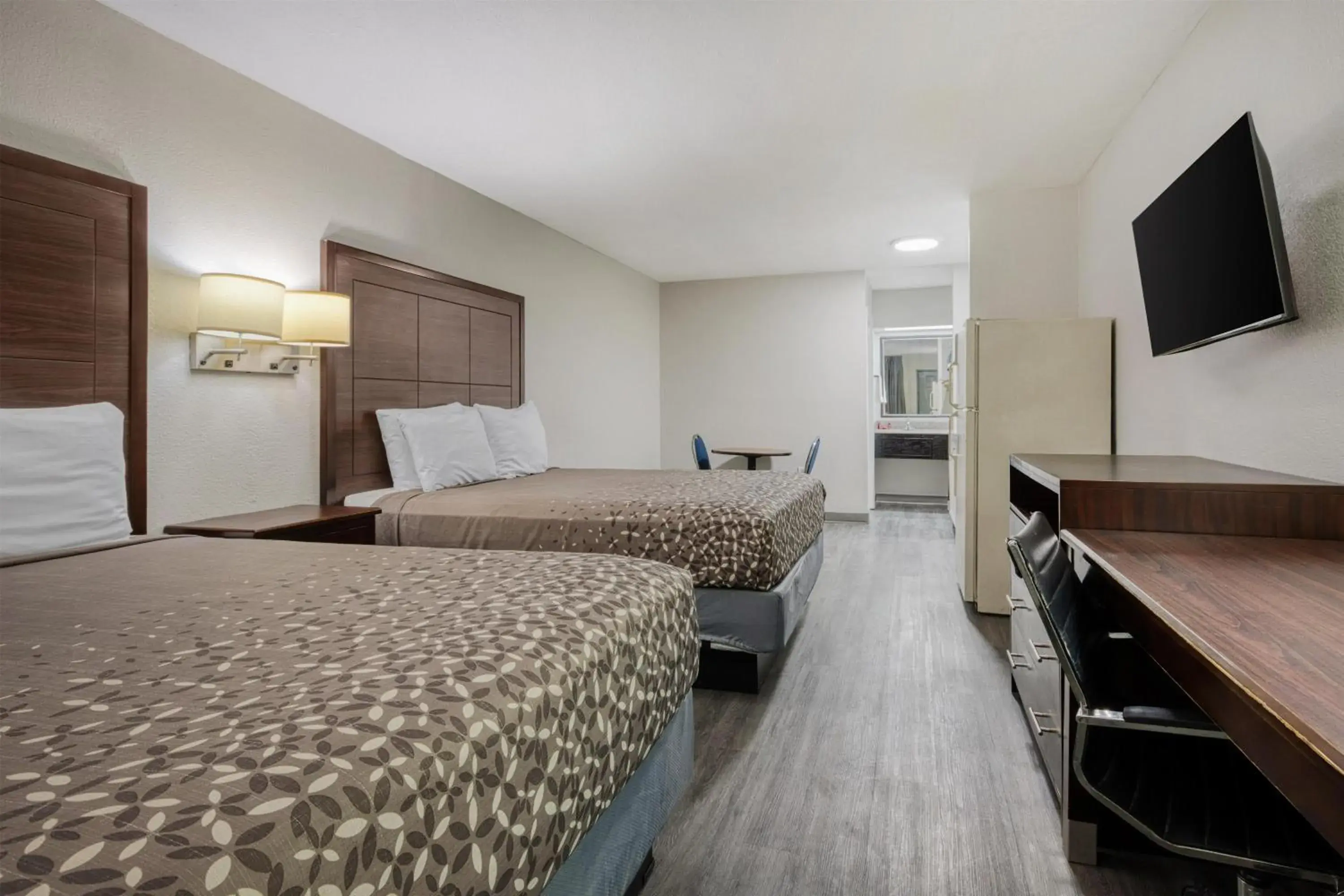 Queen Suite with Two Queen Beds and Kitchenette - Non-Smoking in SureStay Hotel by Best Western Terrell Queen Suite with Two Queen Beds and Kitchenette - Non-Smoking in SureStay Hotel by Best Western Terrell