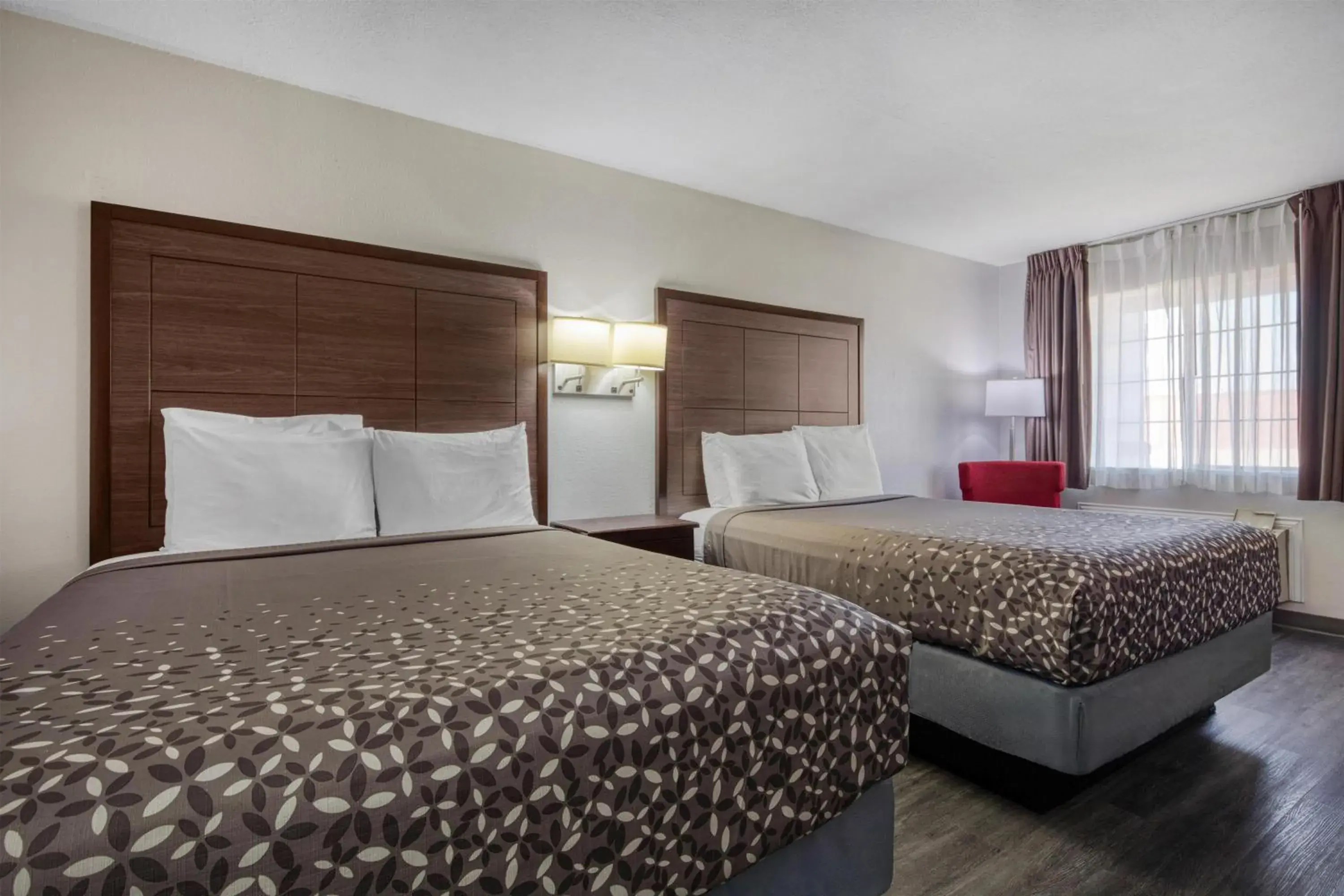 Queen Room with Two Queen Beds - Non-Smoking in SureStay Hotel by Best Western Terrell Queen Room with Two Queen Beds - Non-Smoking in SureStay Hotel by Best Western Terrell