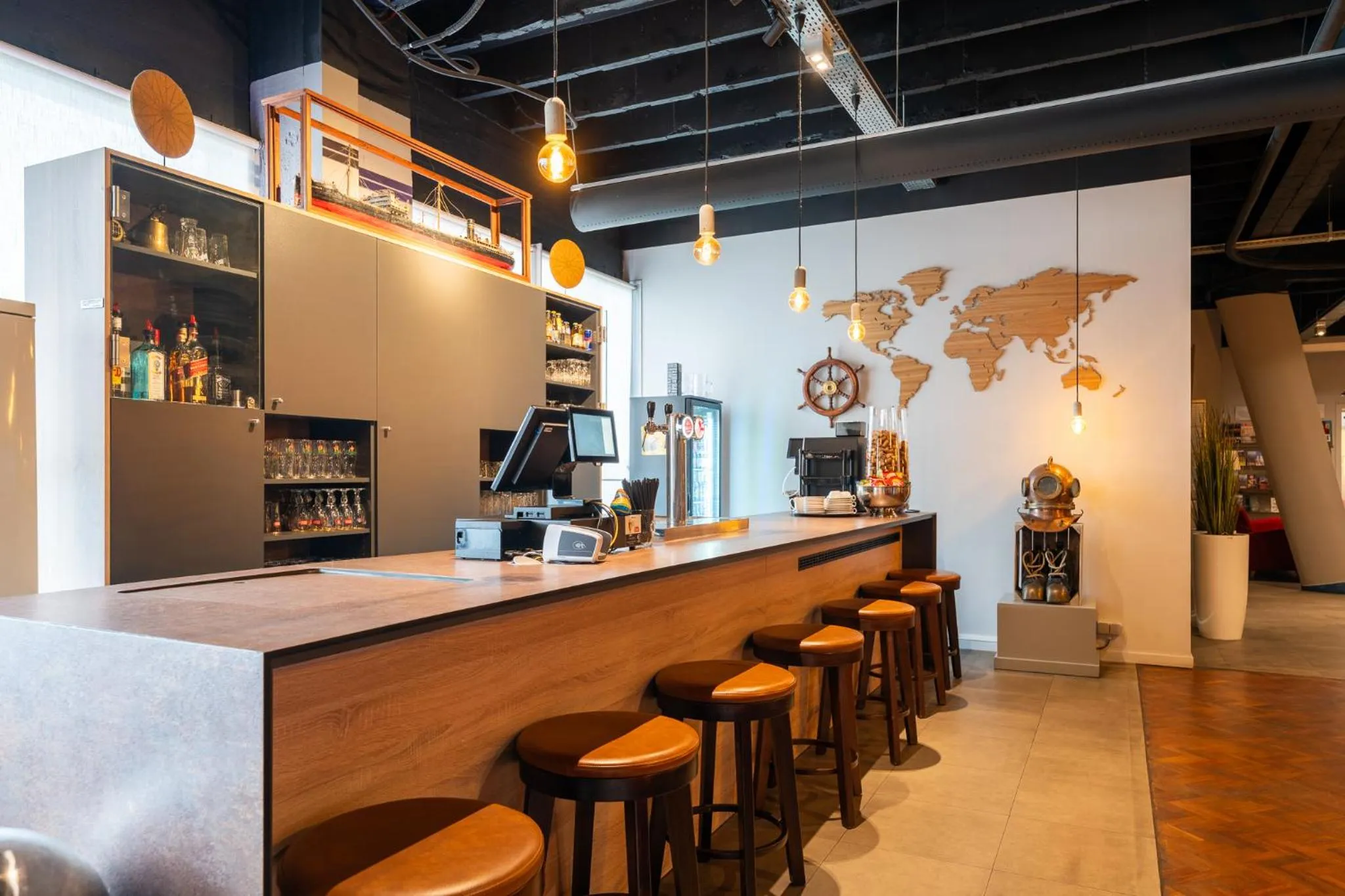 Lounge or bar in Antwerp Harbour Hotel