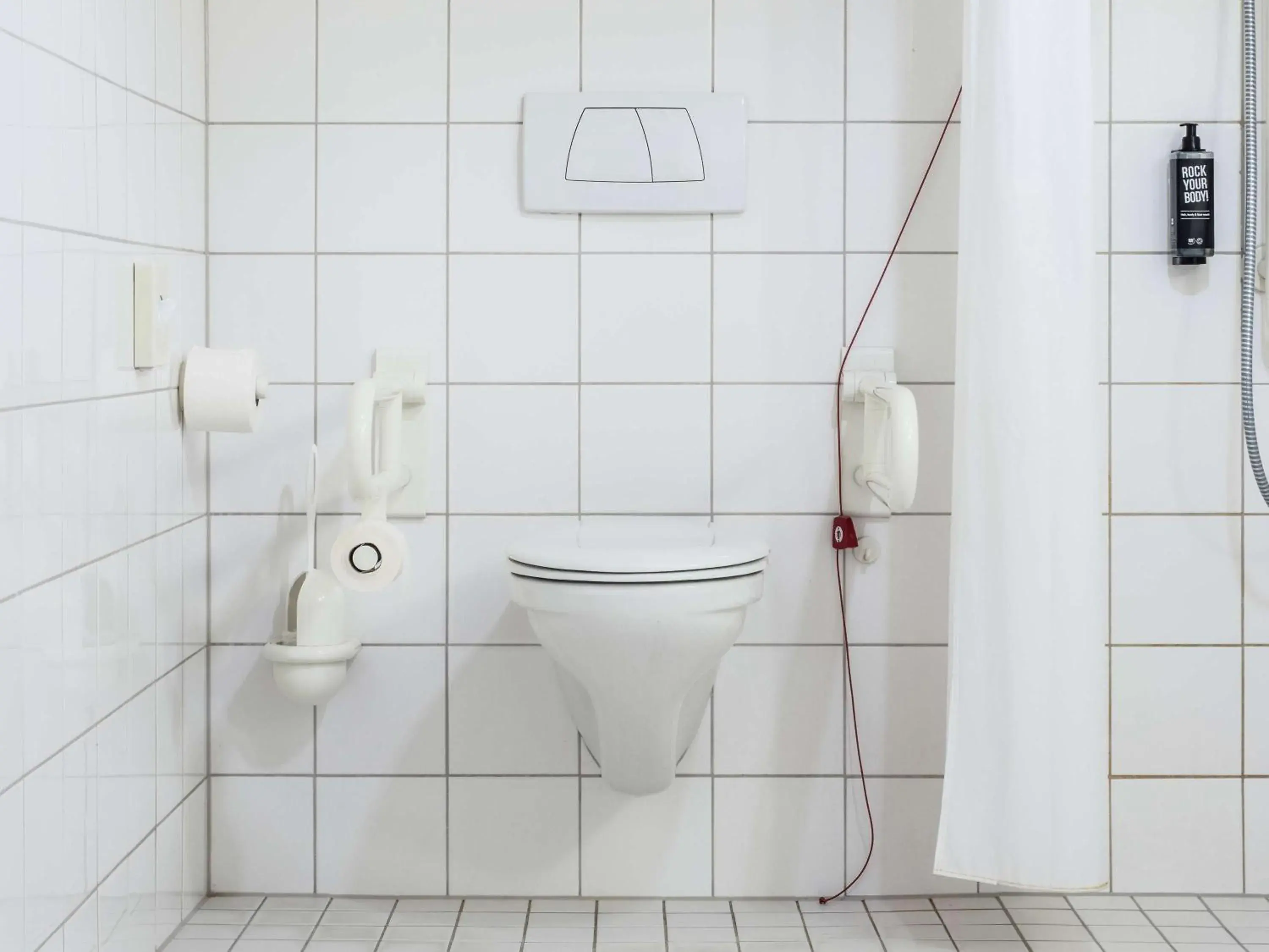 Bedroom in ibis Stuttgart Centrum Bedroom in ibis Stuttgart Centrum