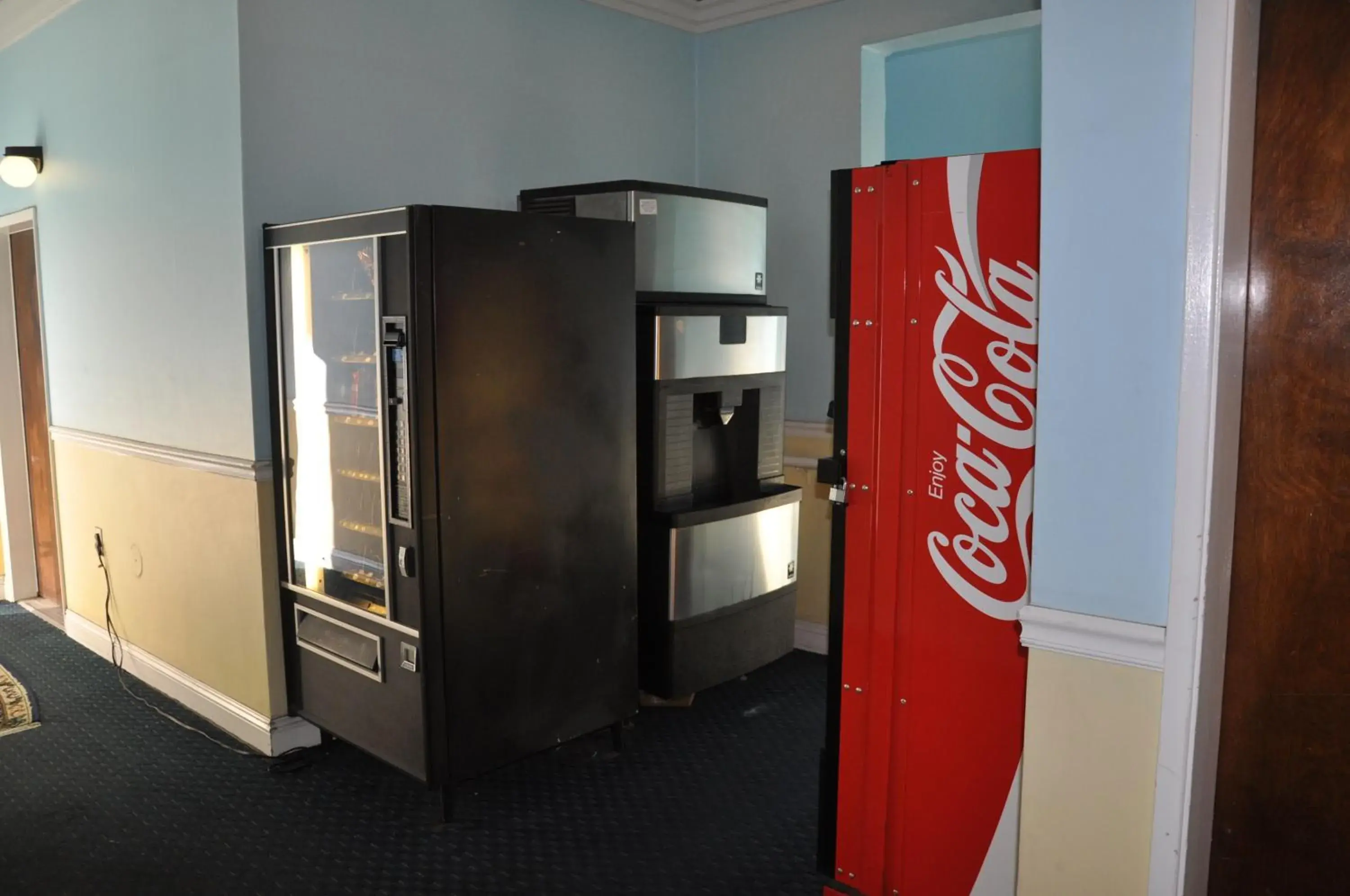 Day in Super 8 by Wyndham Hayward Downtown Day in Super 8 by Wyndham Hayward Downtown