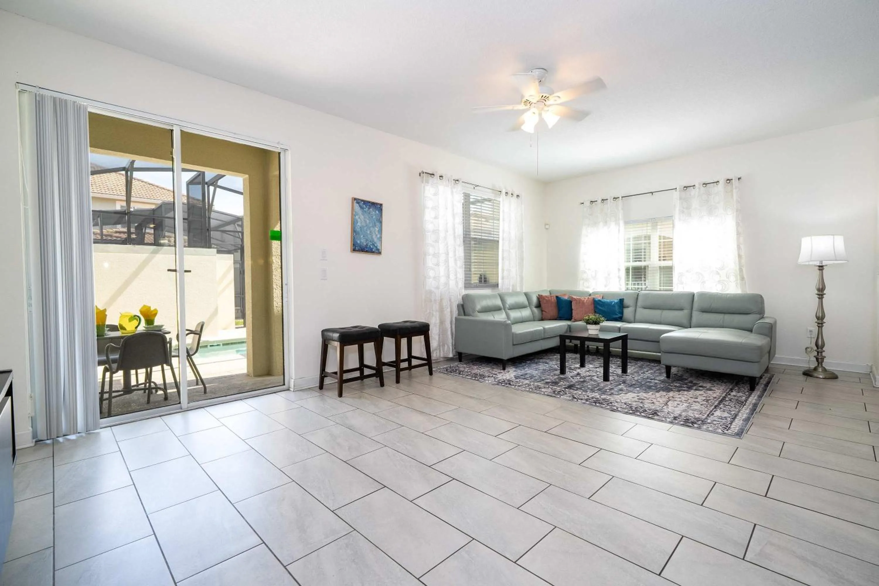 Bed in Stunning 5 Bd Home w/ Pool Close to Disney 4822