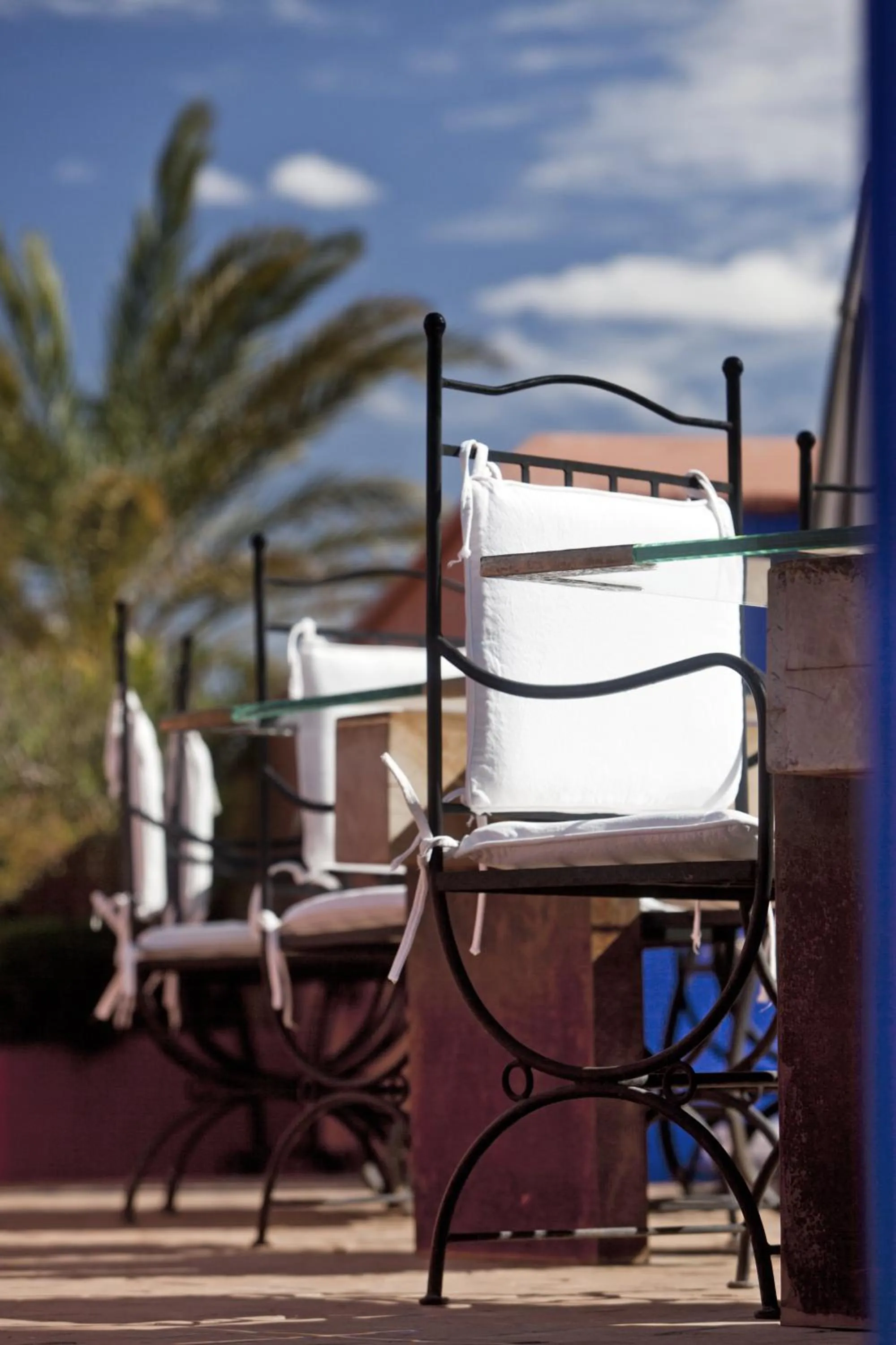 Restaurant/places to eat in Le Farnatchi