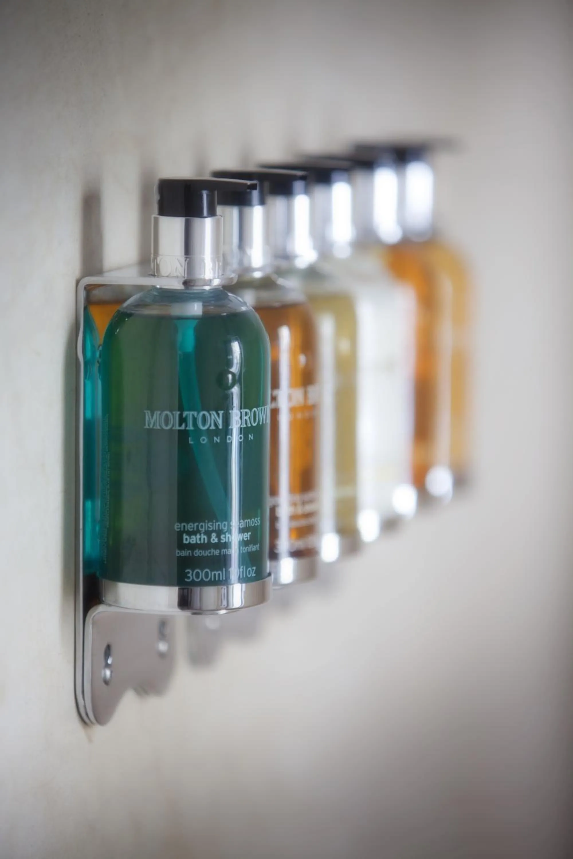 Shower in Le Farnatchi