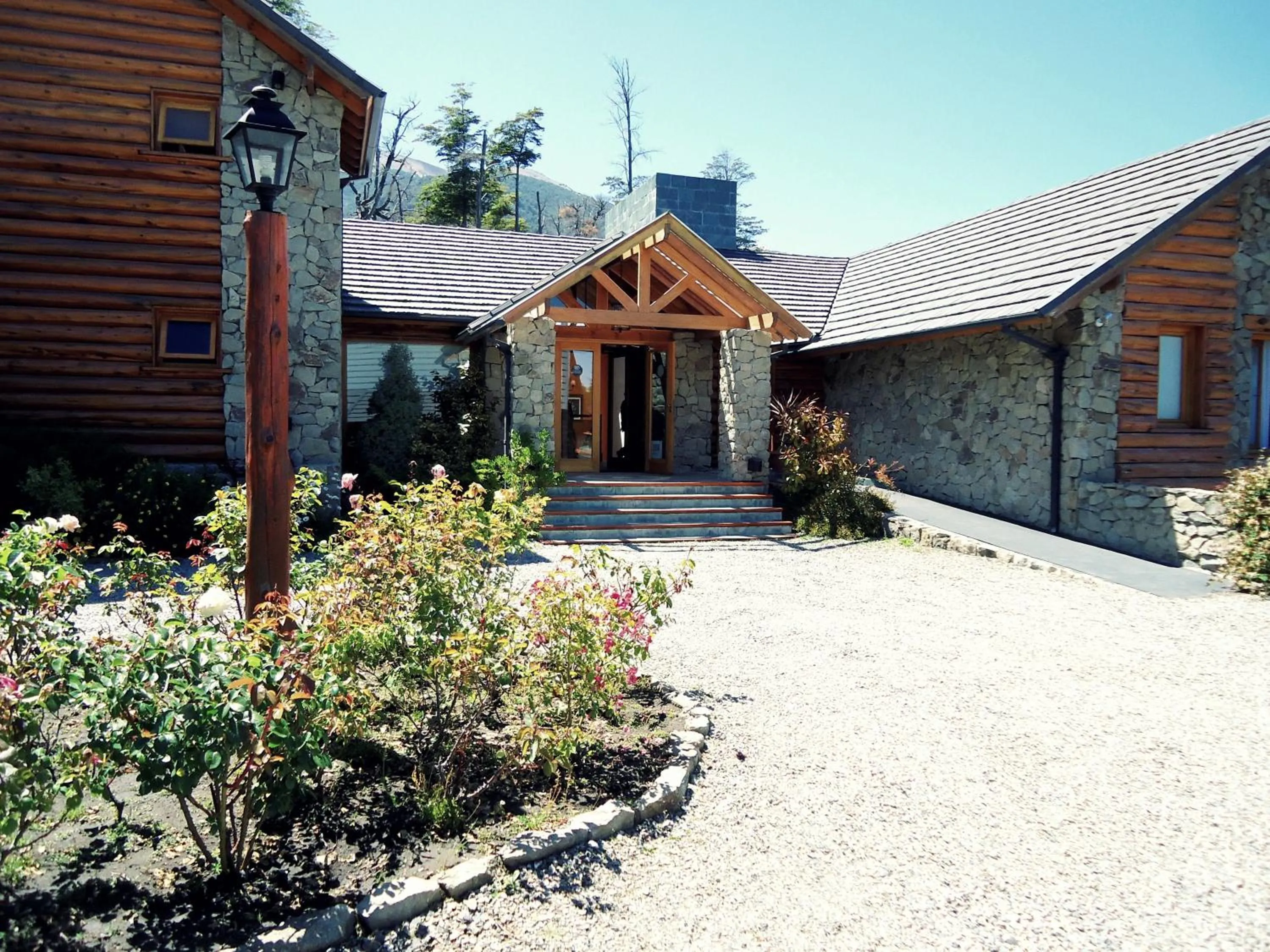 Facade/entrance in Hosteria Patagon
