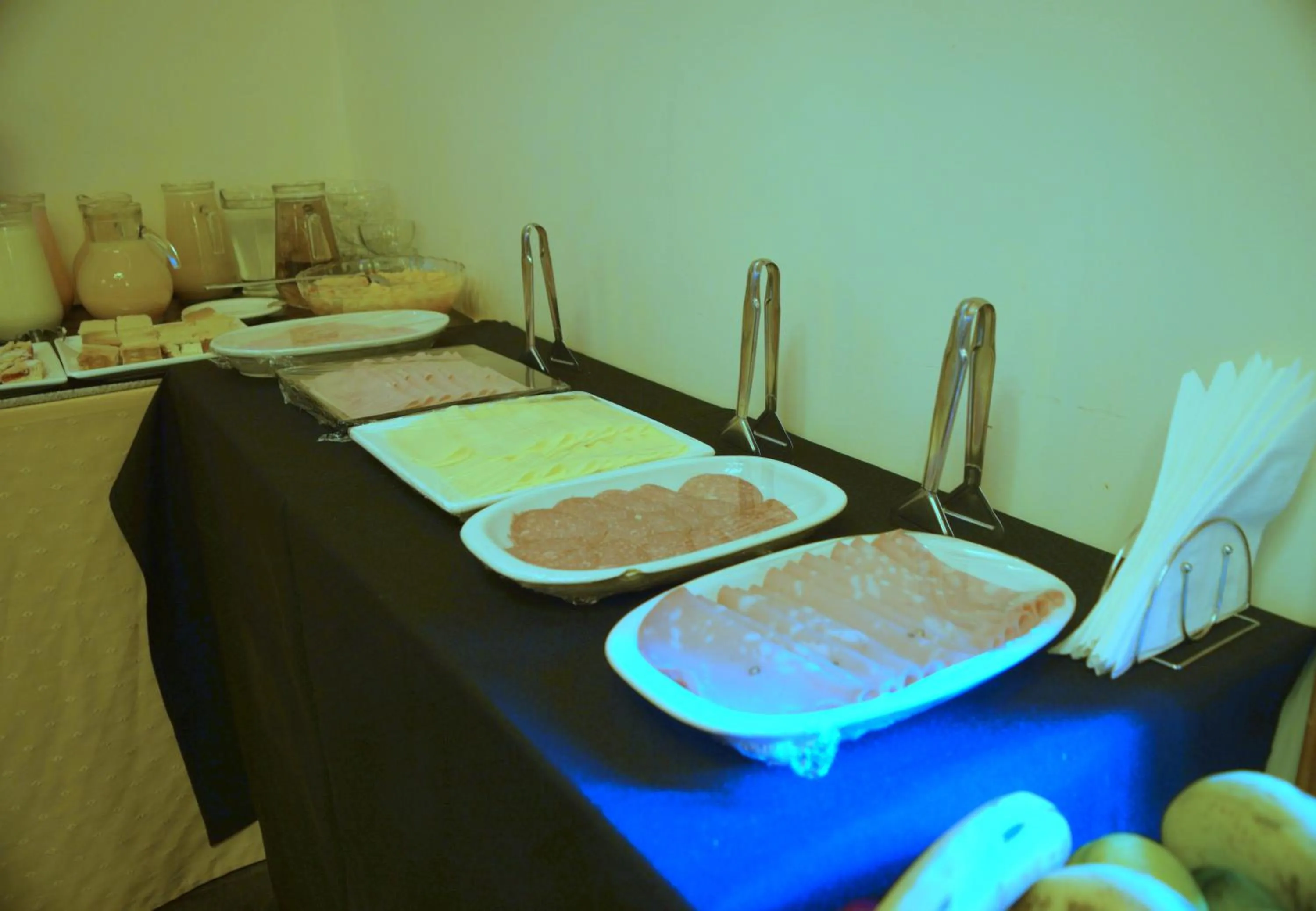 Buffet breakfast in Hosteria Patagon