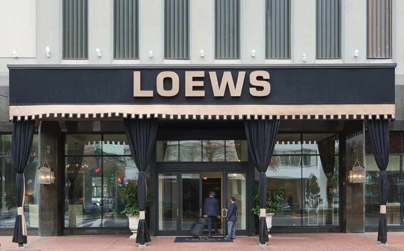 Property building in Loews New Orleans Hotel
