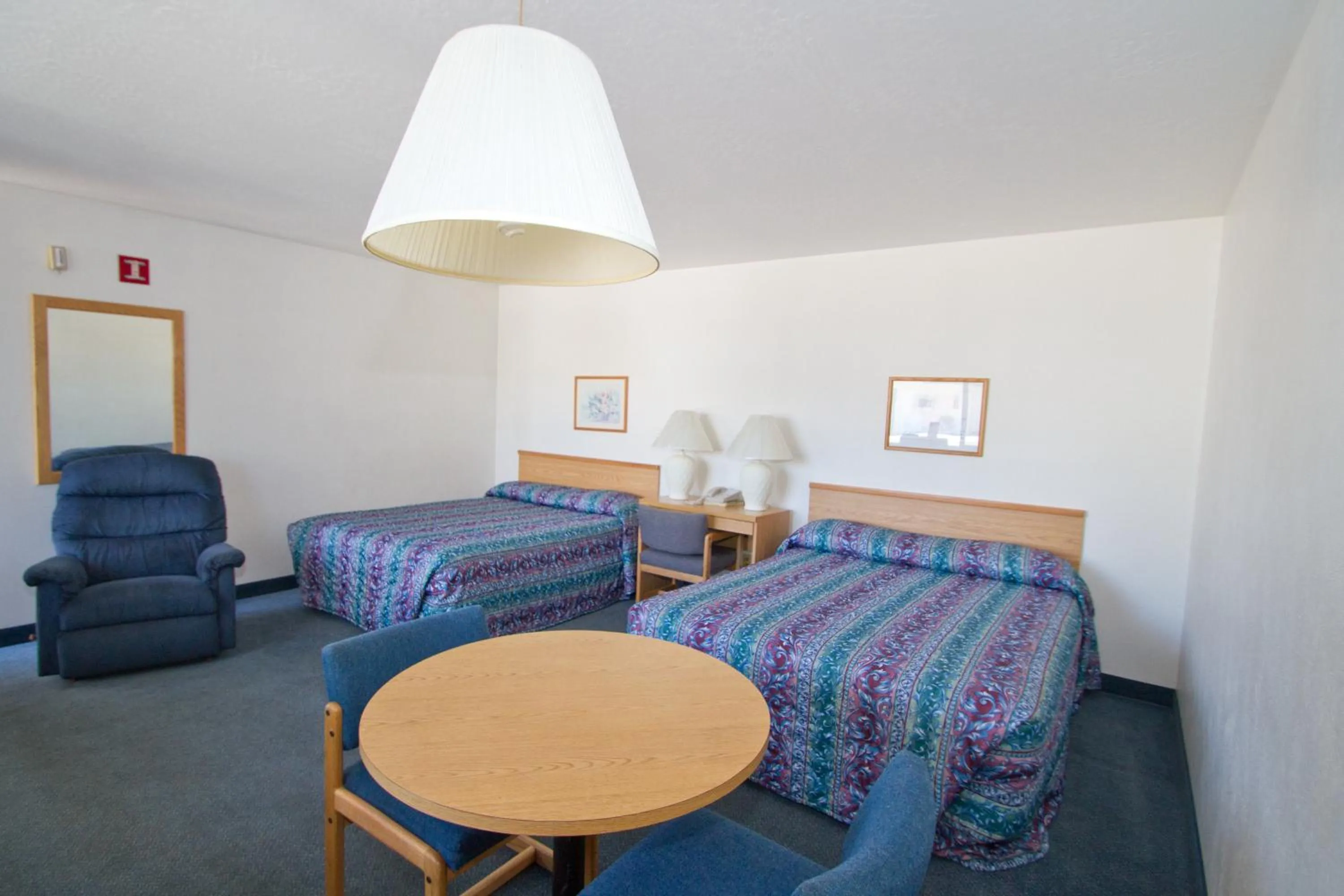 Photo of the whole room in Brooks St. Motor Inn