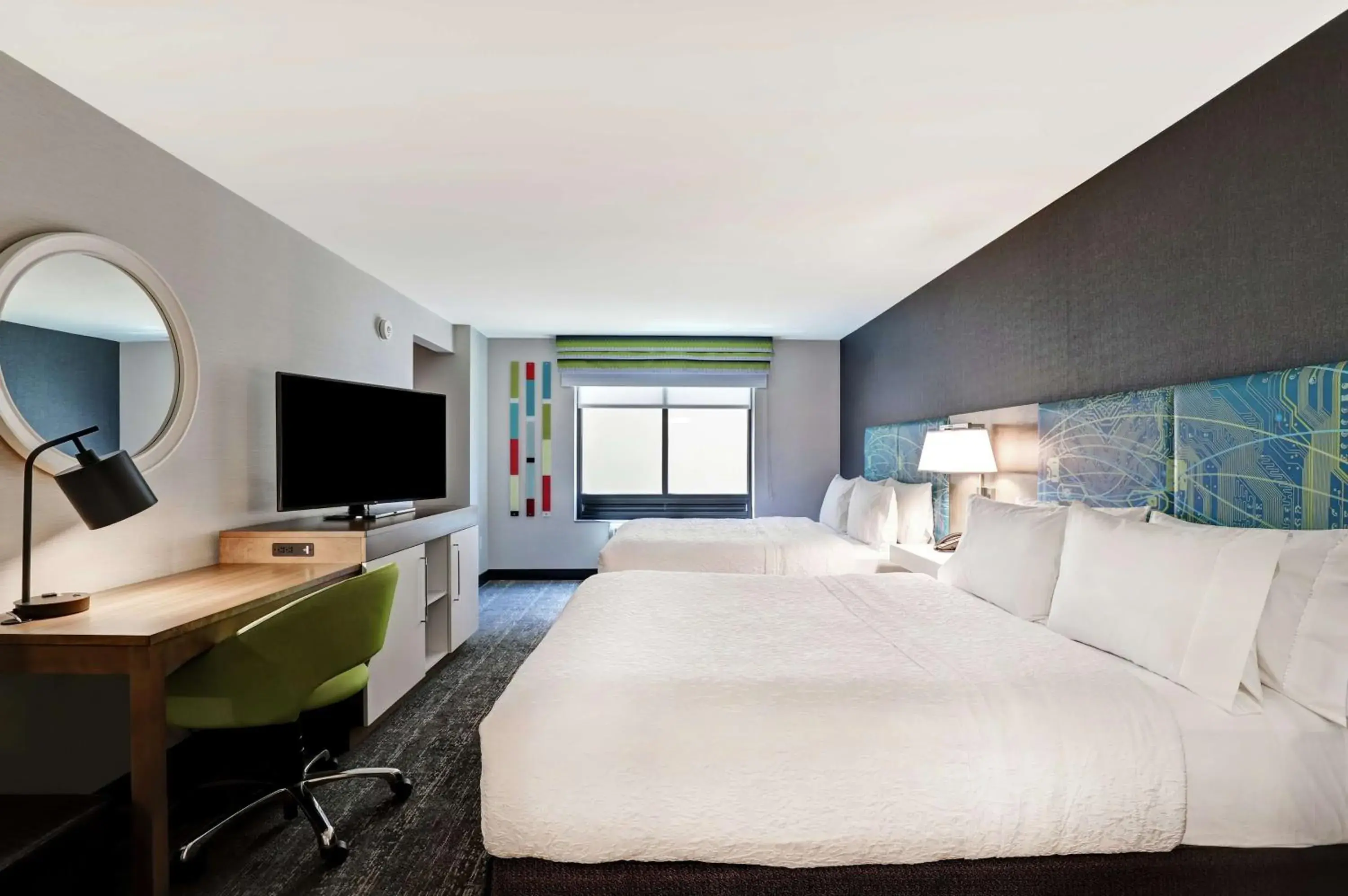 Bedroom, Bed in Hampton Inn Egg Harbor Township Atlantic City Bedroom, Bed in Hampton Inn Egg Harbor Township Atlantic City