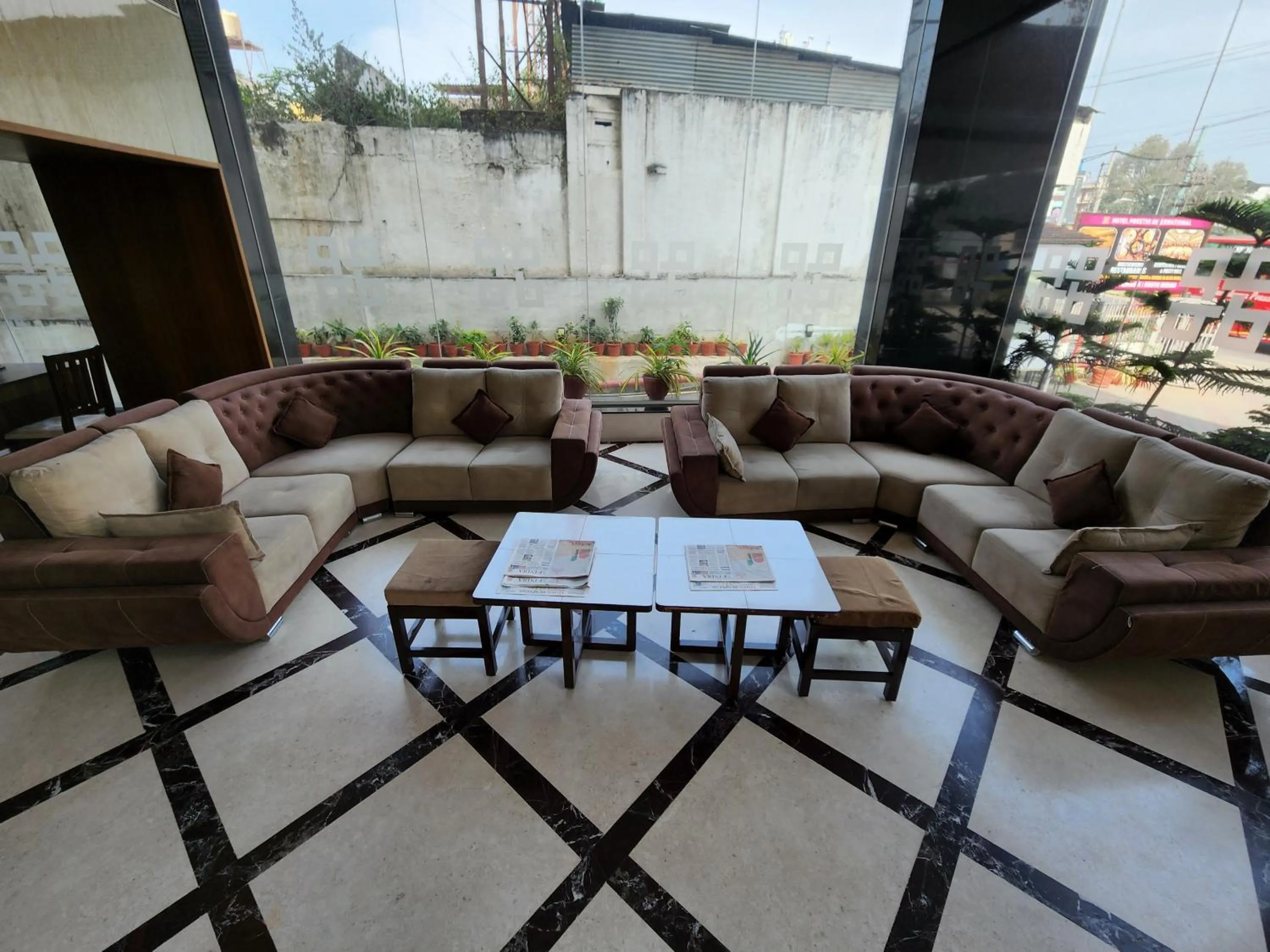 Lobby or reception in Hotel Preethi International