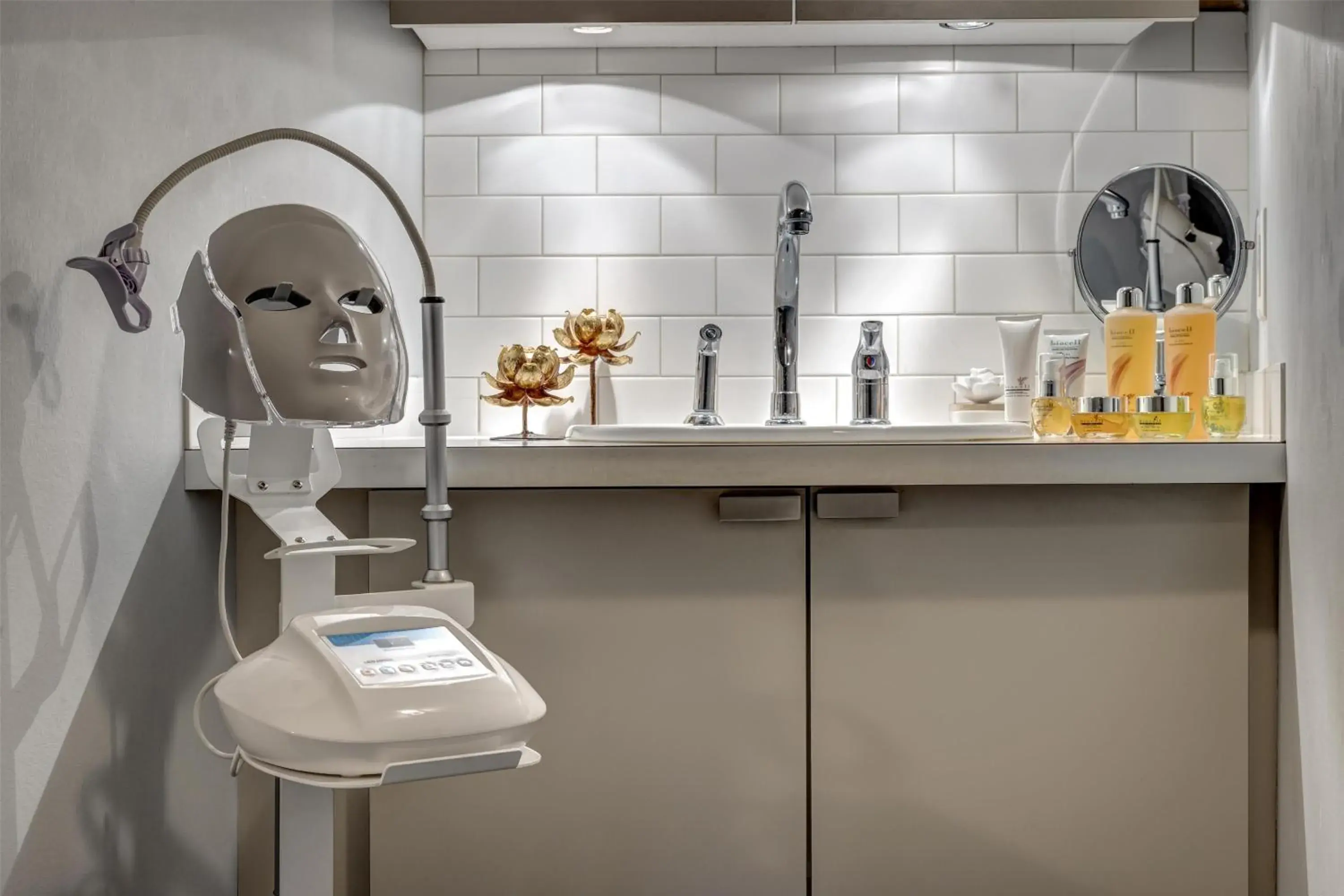 Spa and wellness centre/facilities in Hilton Whistler Resort & Spa Spa and wellness centre/facilities in Hilton Whistler Resort & Spa