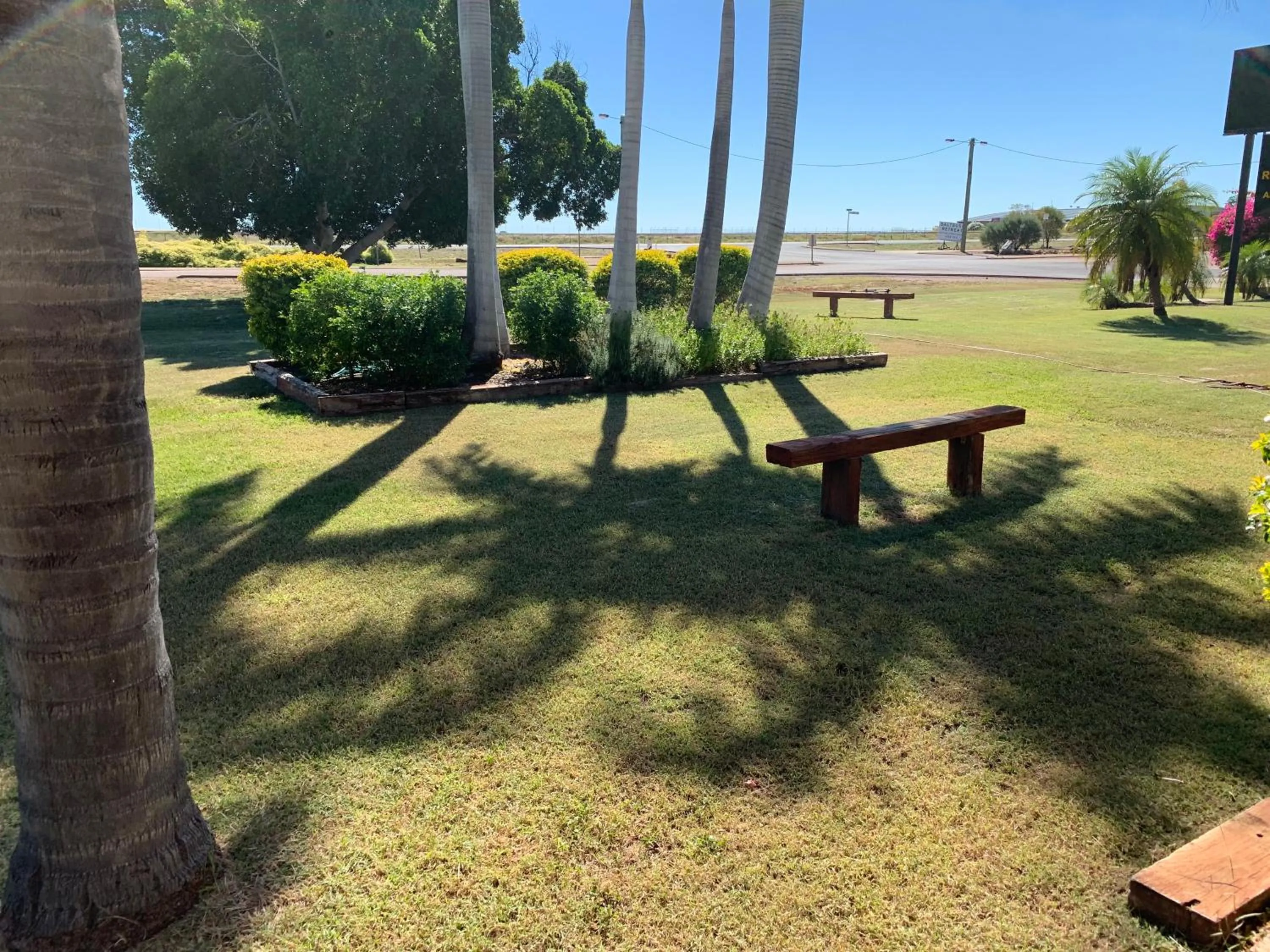 Garden in Albert Park Motor Inn