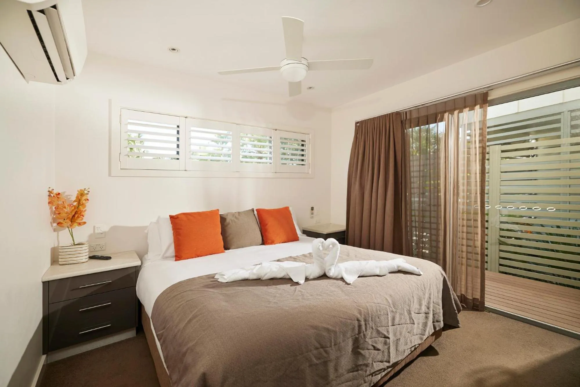 Bed in Brisbane Holiday Village