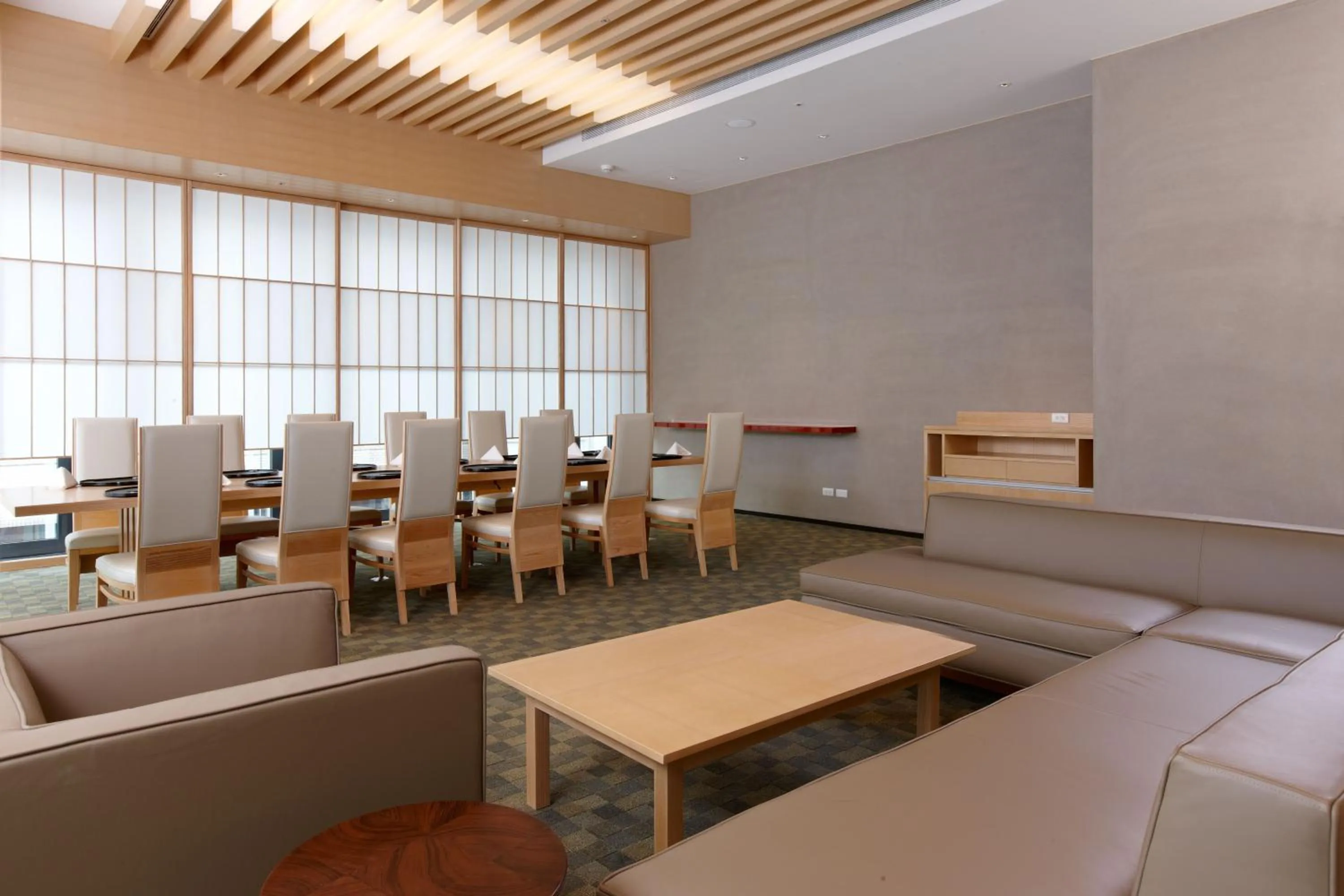 Business facilities in The Okura Prestige Taipei