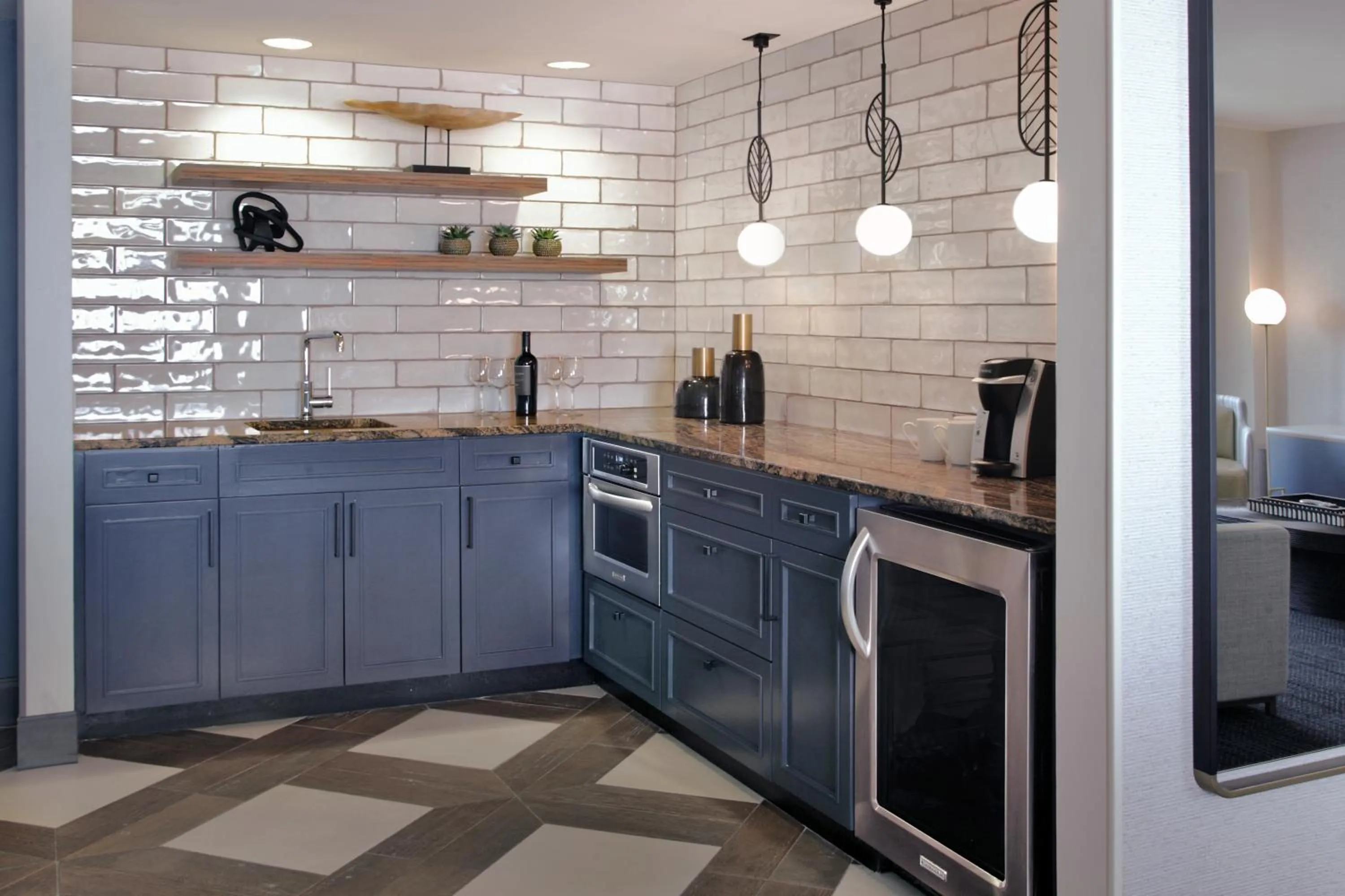 Kitchen or kitchenette in Hilton Omaha