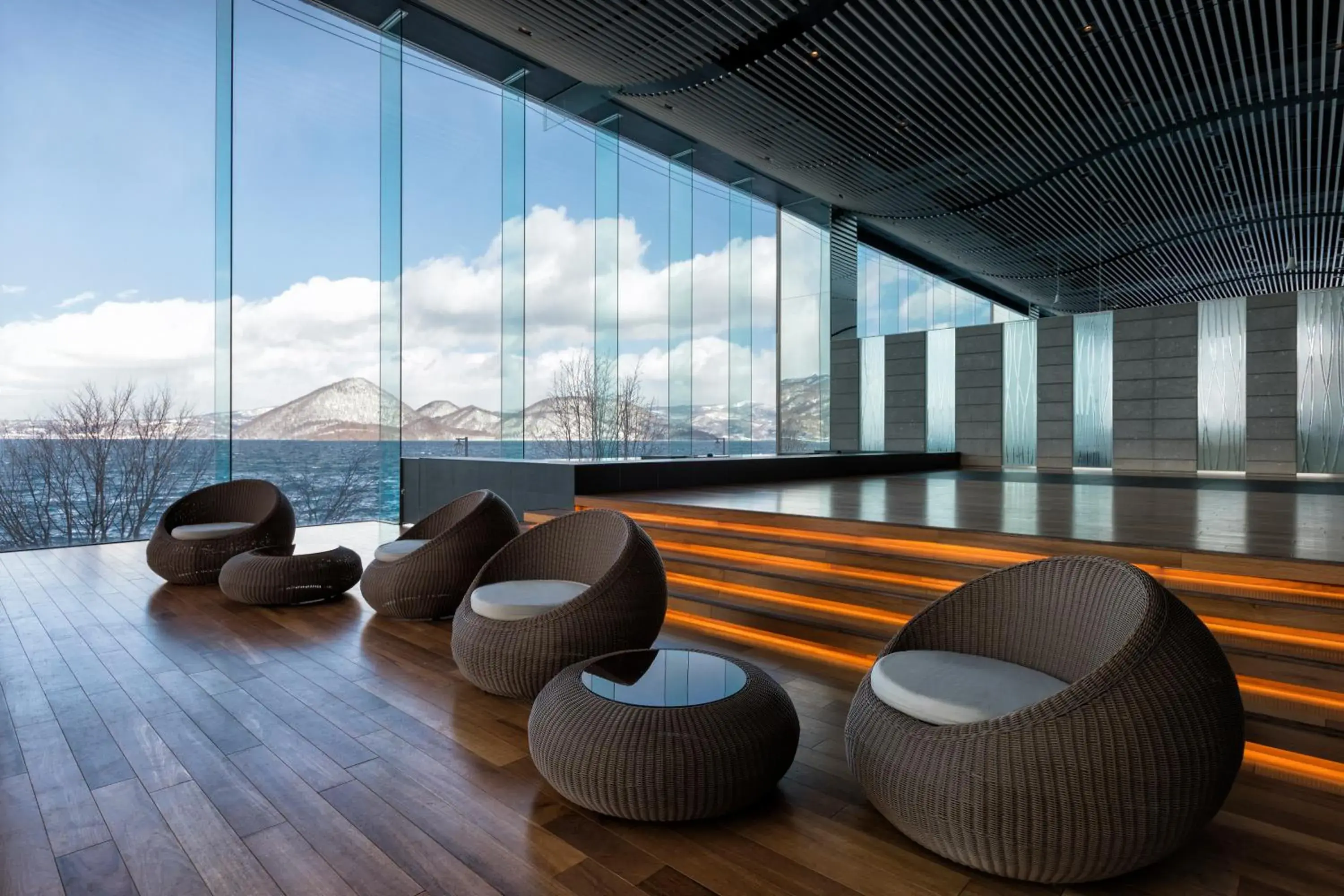 Lobby or reception in The Lake View Toya Nonokaze Resort Lobby or reception in The Lake View Toya Nonokaze Resort