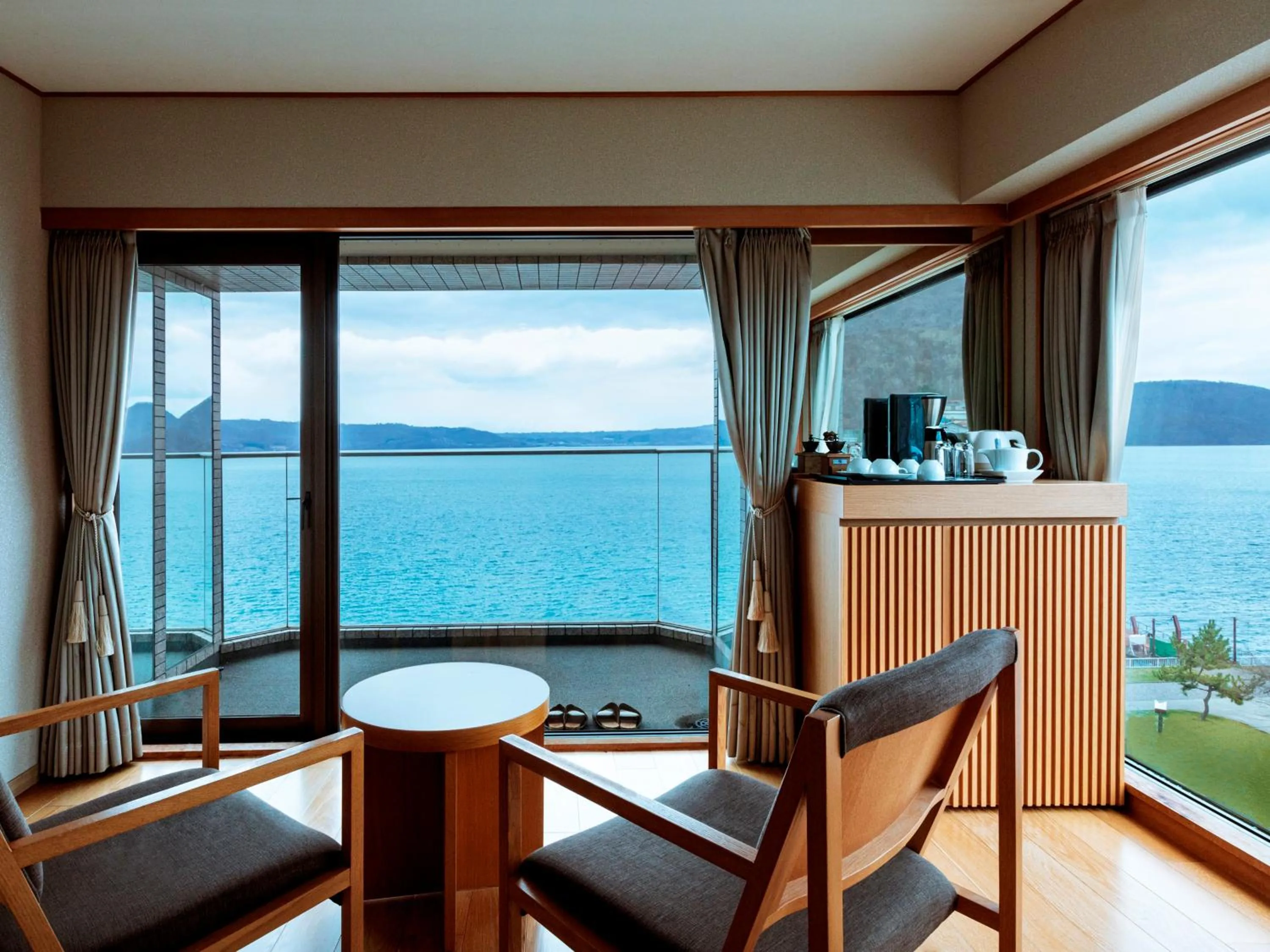 Day in The Lake View Toya Nonokaze Resort