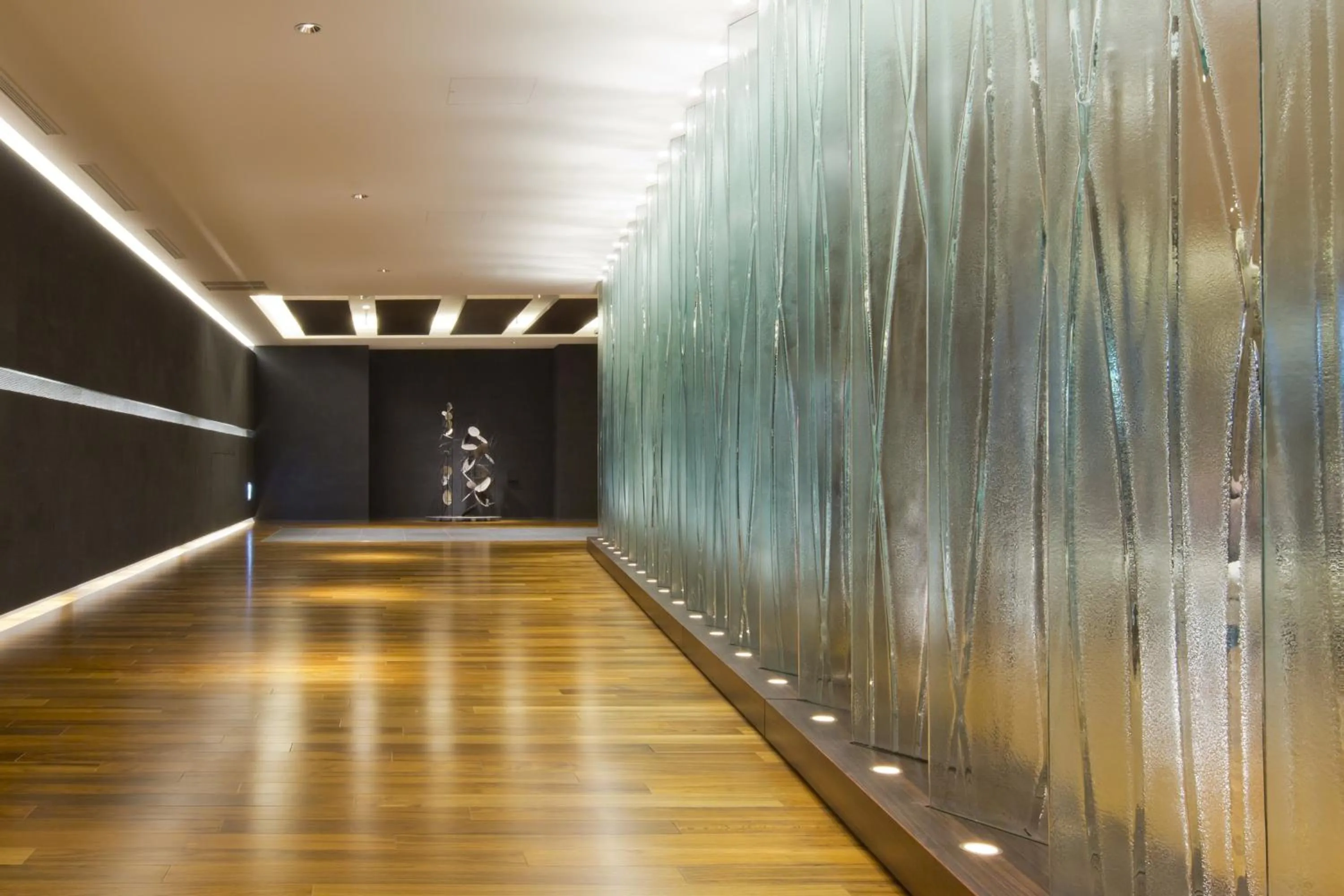 Lobby or reception in The Lake View Toya Nonokaze Resort