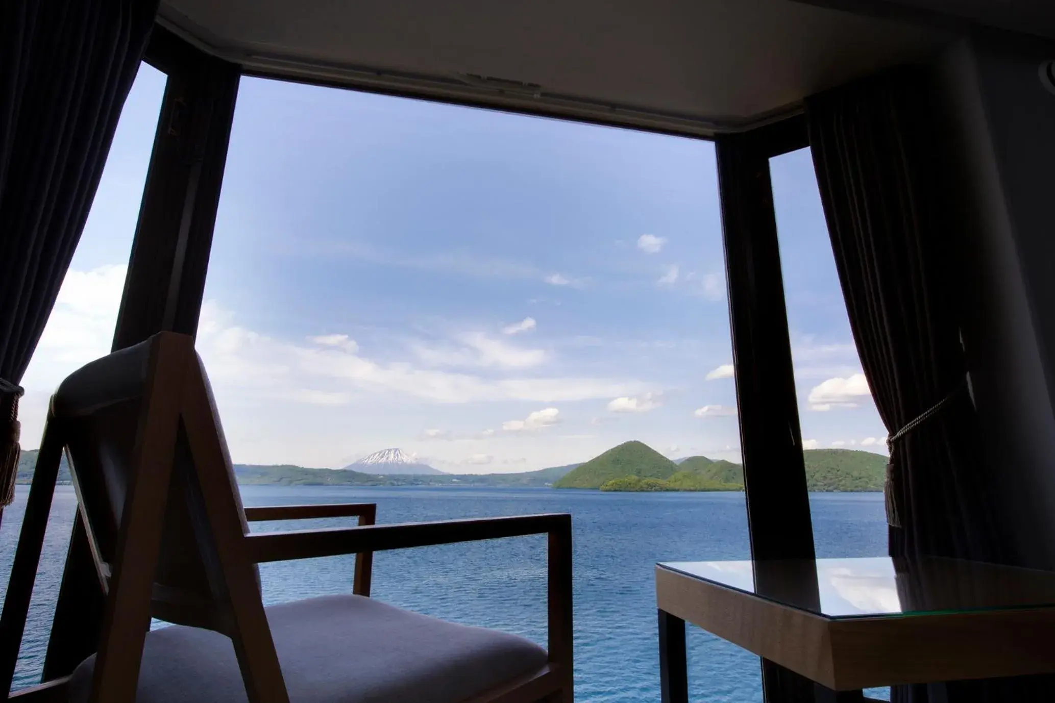 Day in The Lake View Toya Nonokaze Resort Day in The Lake View Toya Nonokaze Resort