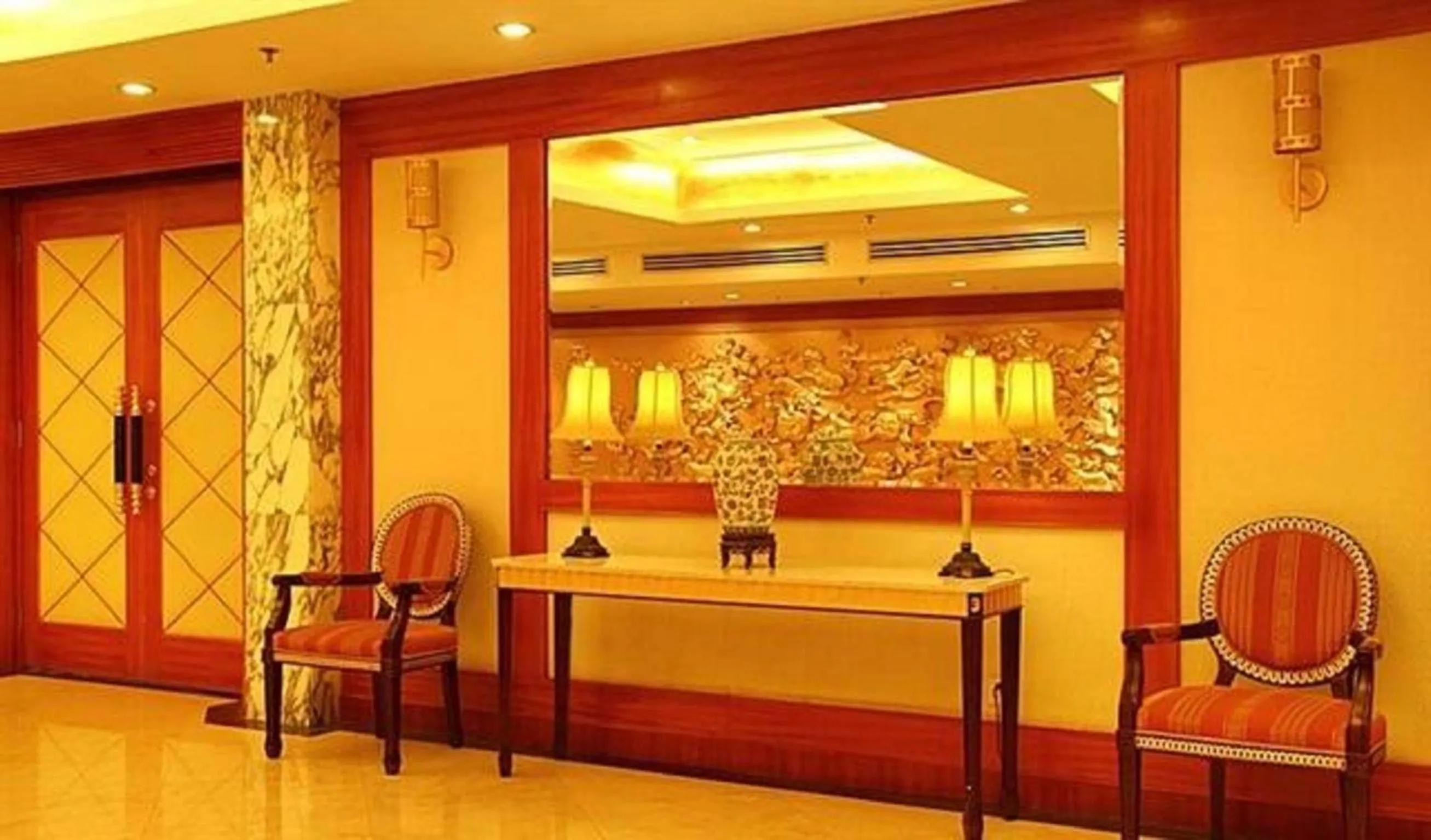 Decorative detail in Grand Metropark Wanshi Hotel Taiyuan
