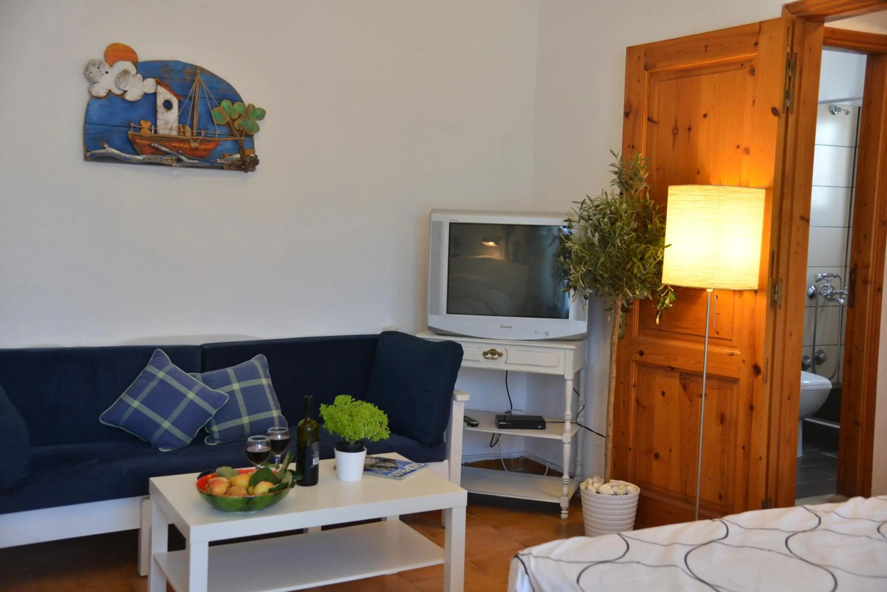 TV and multimedia in Anofli Suites