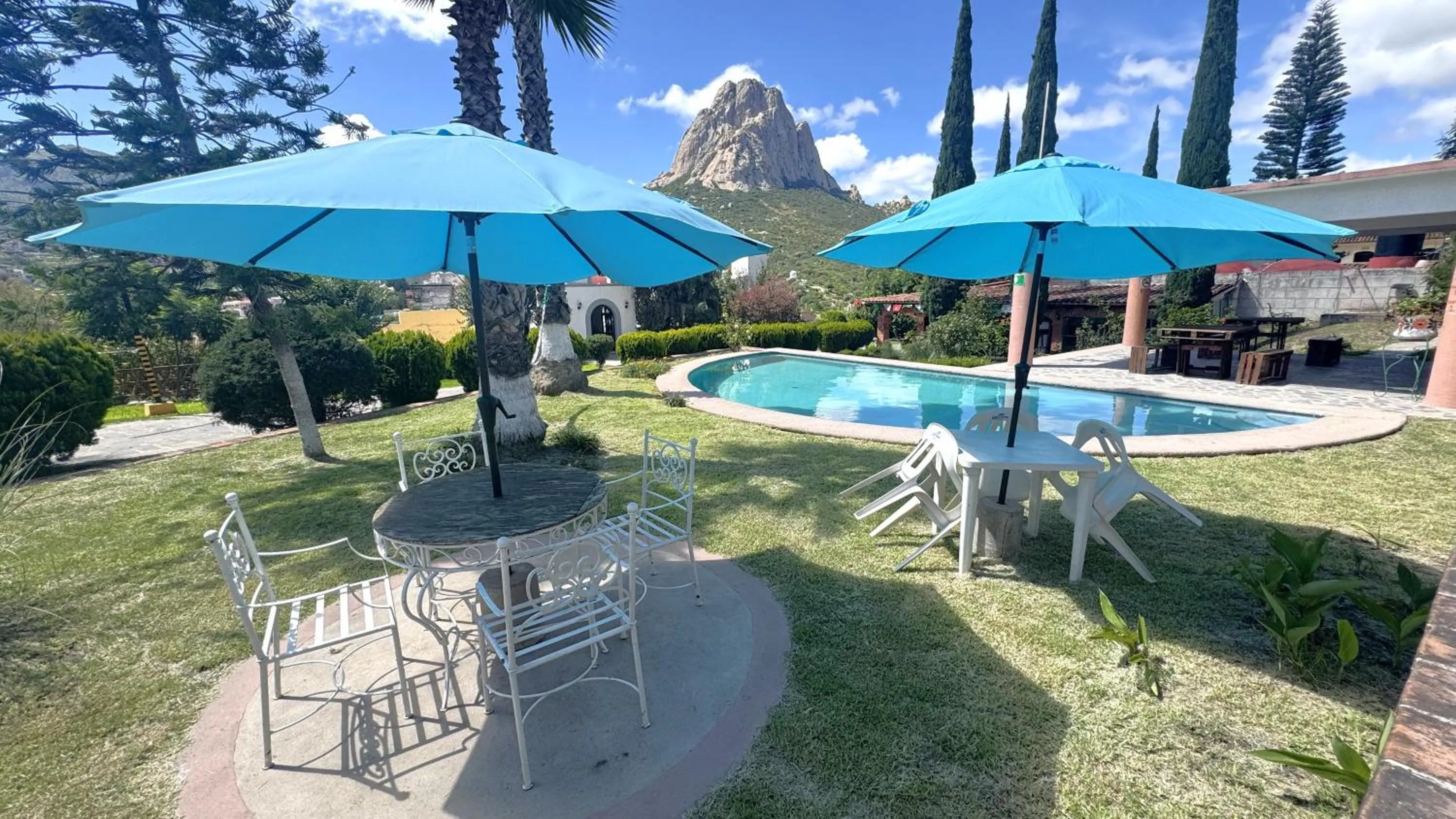 Swimming pool in Hotel Quinta Mirador Zacualli
