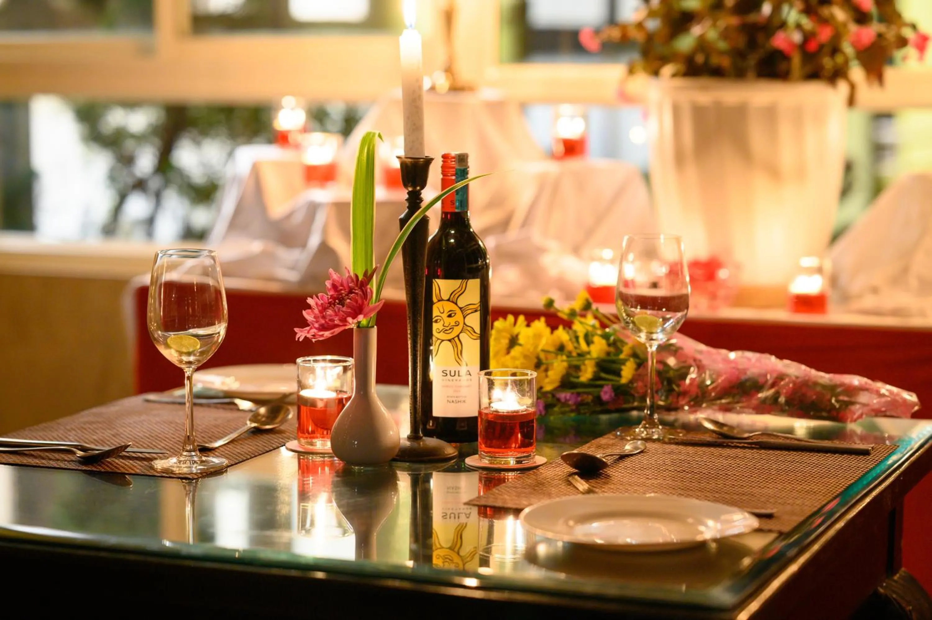 Dinner in Sinclairs Darjeeling