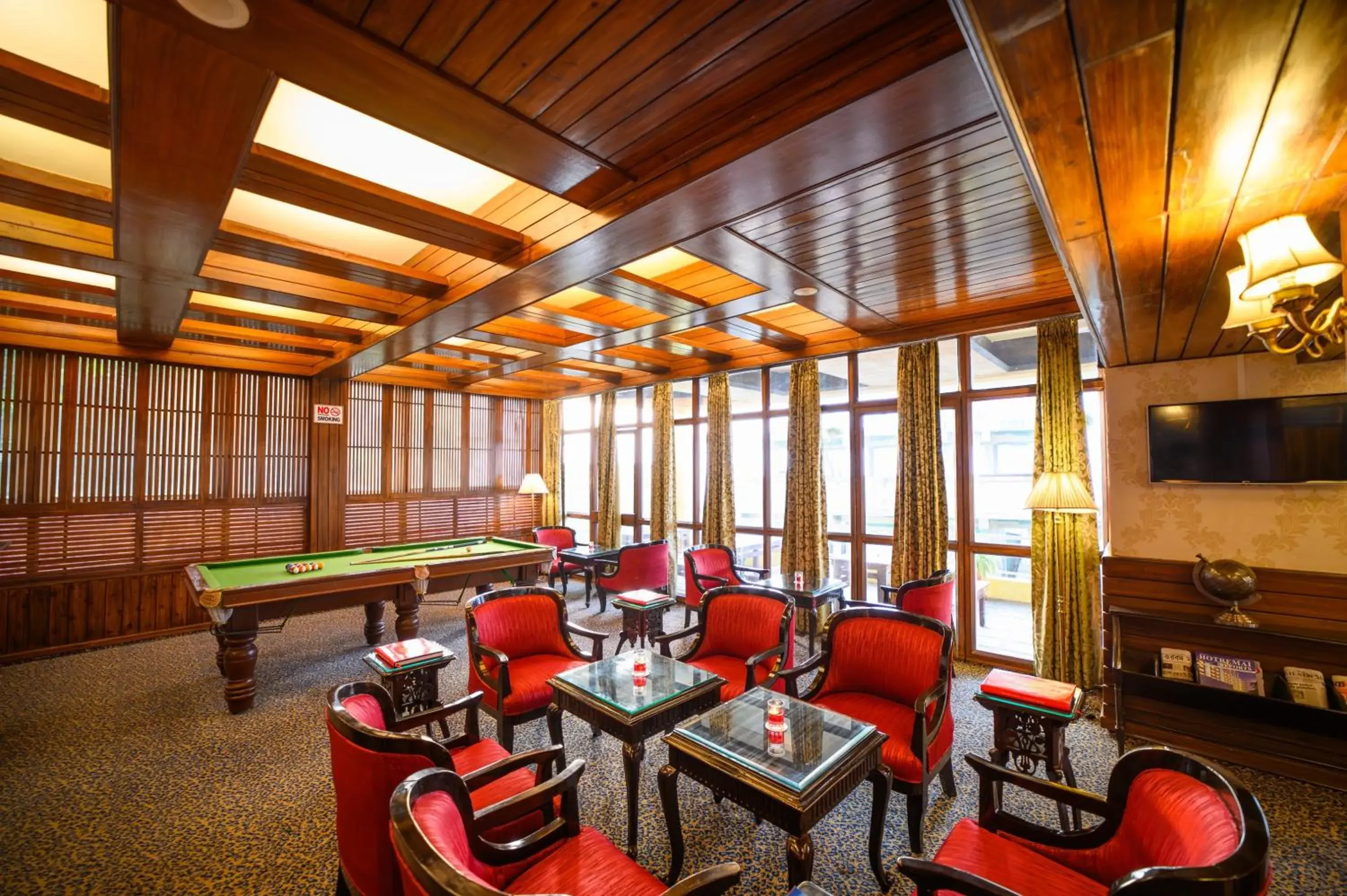 Lounge or bar in Sinclairs Darjeeling Lounge or bar in Sinclairs Darjeeling