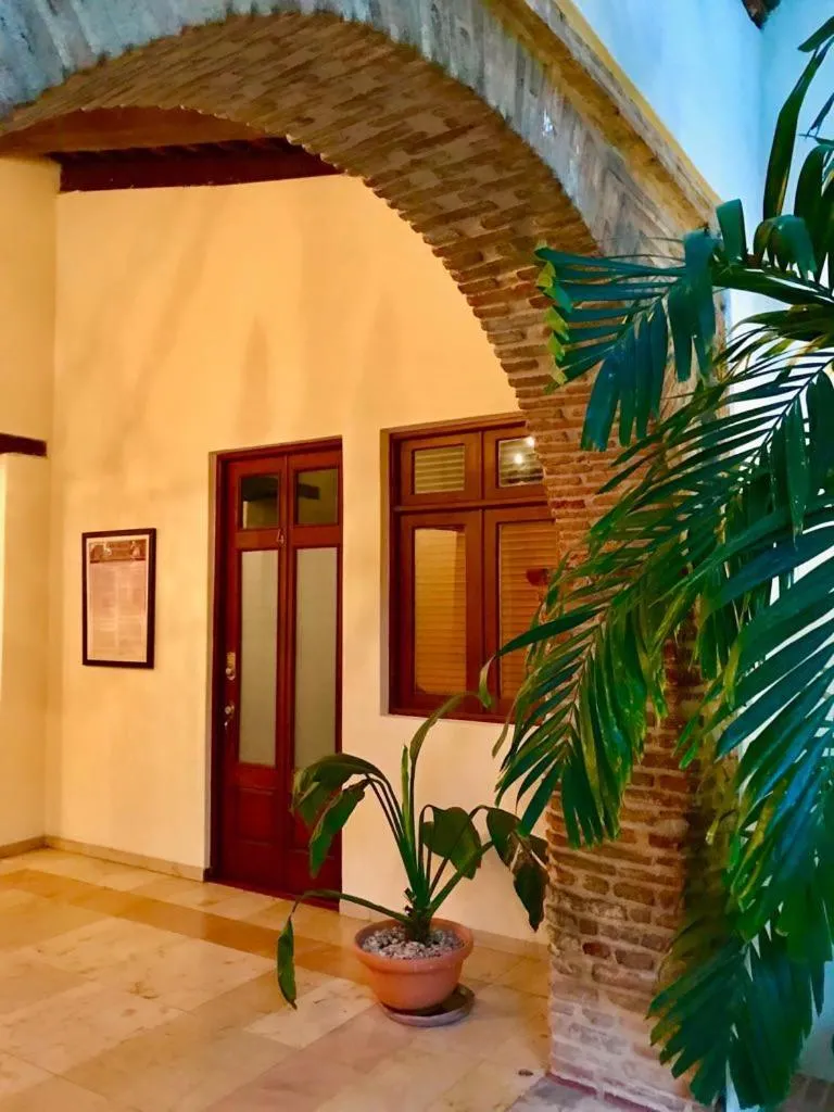 Paseo Colonial - El Monasterio #4