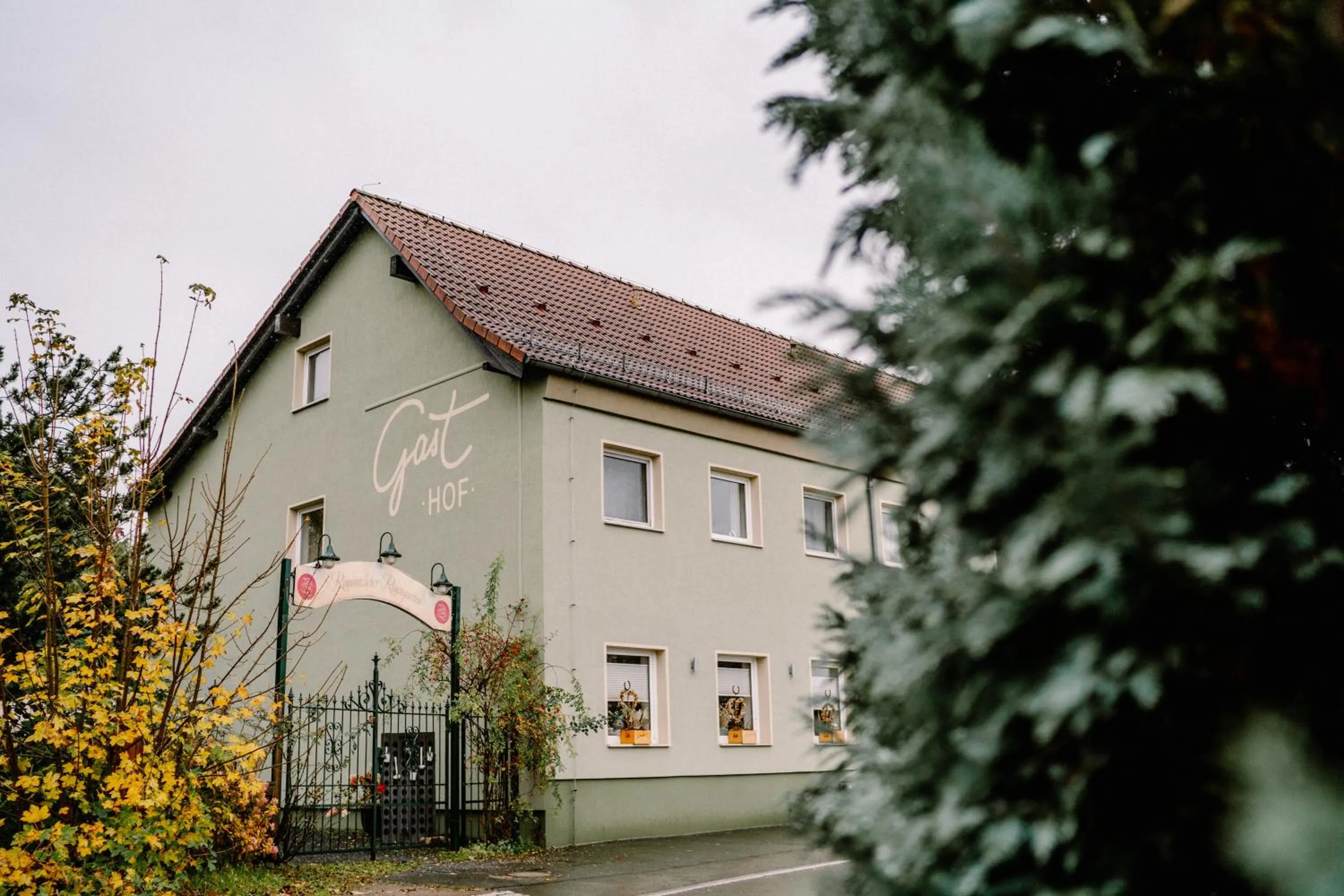 Restaurant/places to eat in Landhotel Rosenschänke