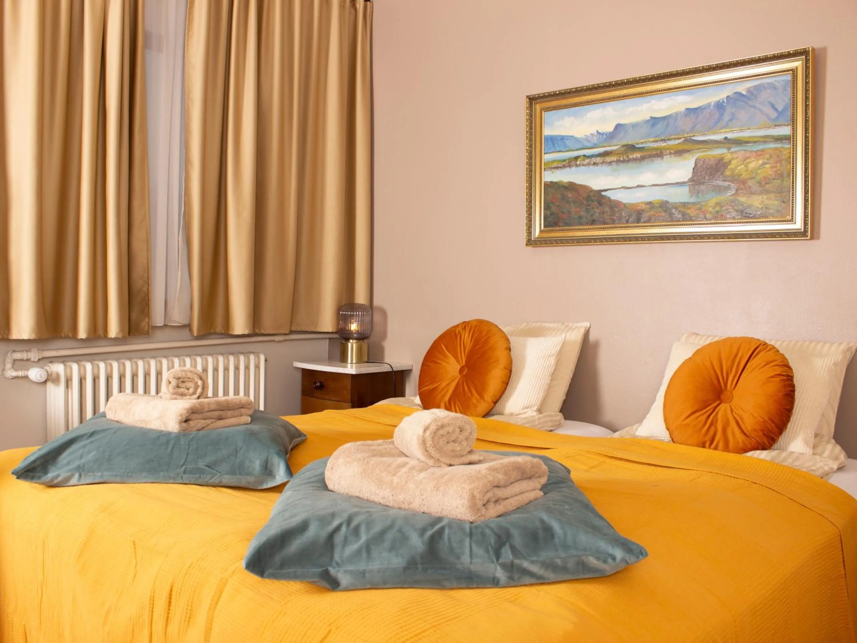 Bed in Eric the Red Guesthouse