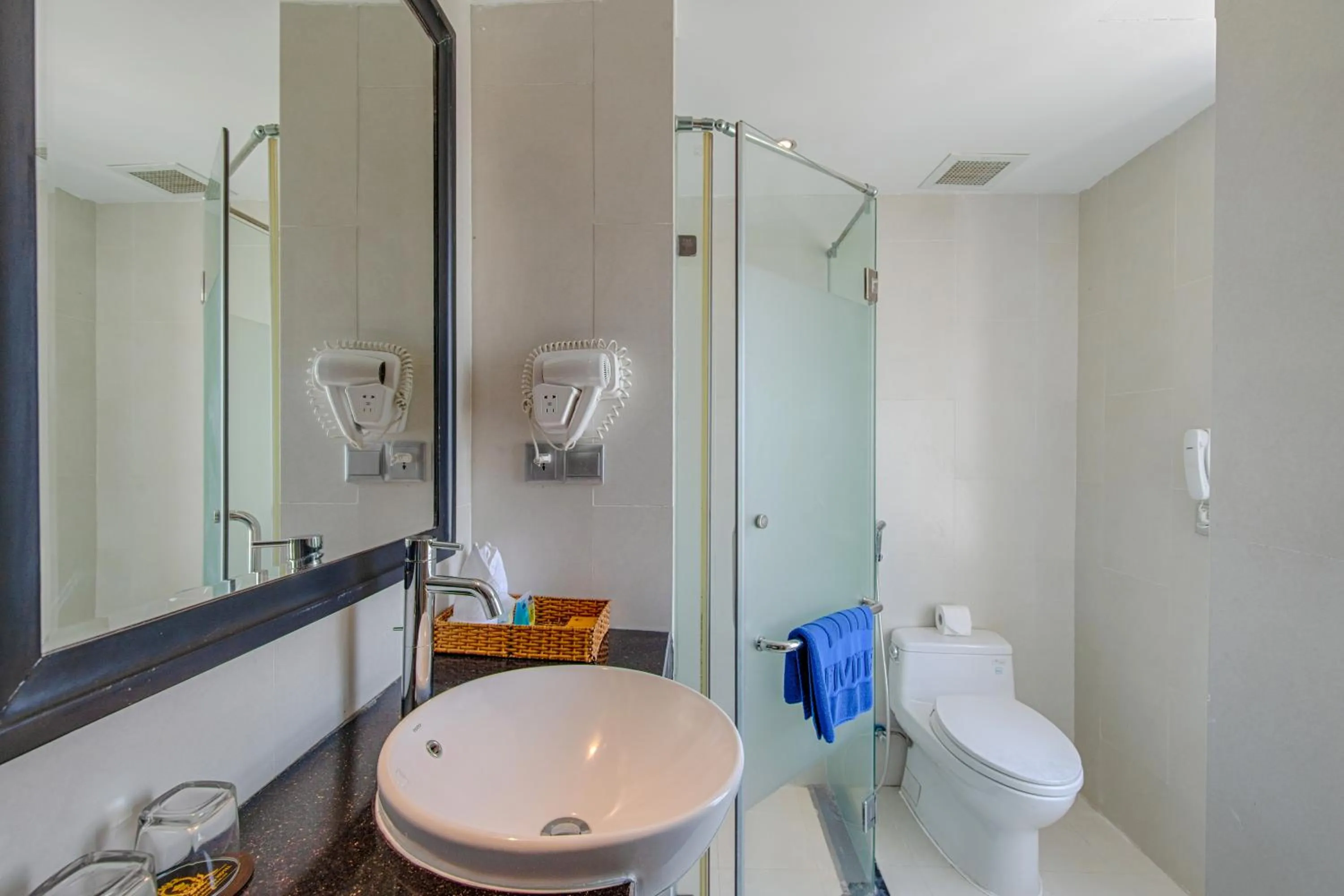 Bathroom in Fivitel Boutique Da Nang