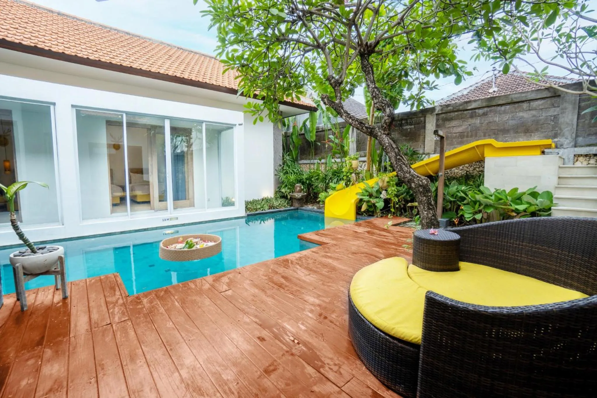 Swimming pool in La Mira Villa Seminyak by Ini Vie Hospitality