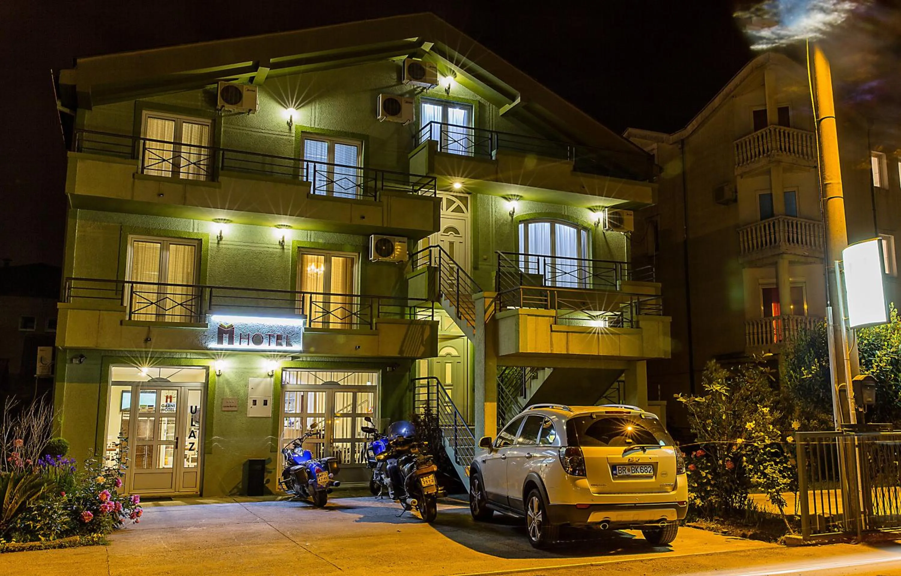 Facade/entrance in Hotel M