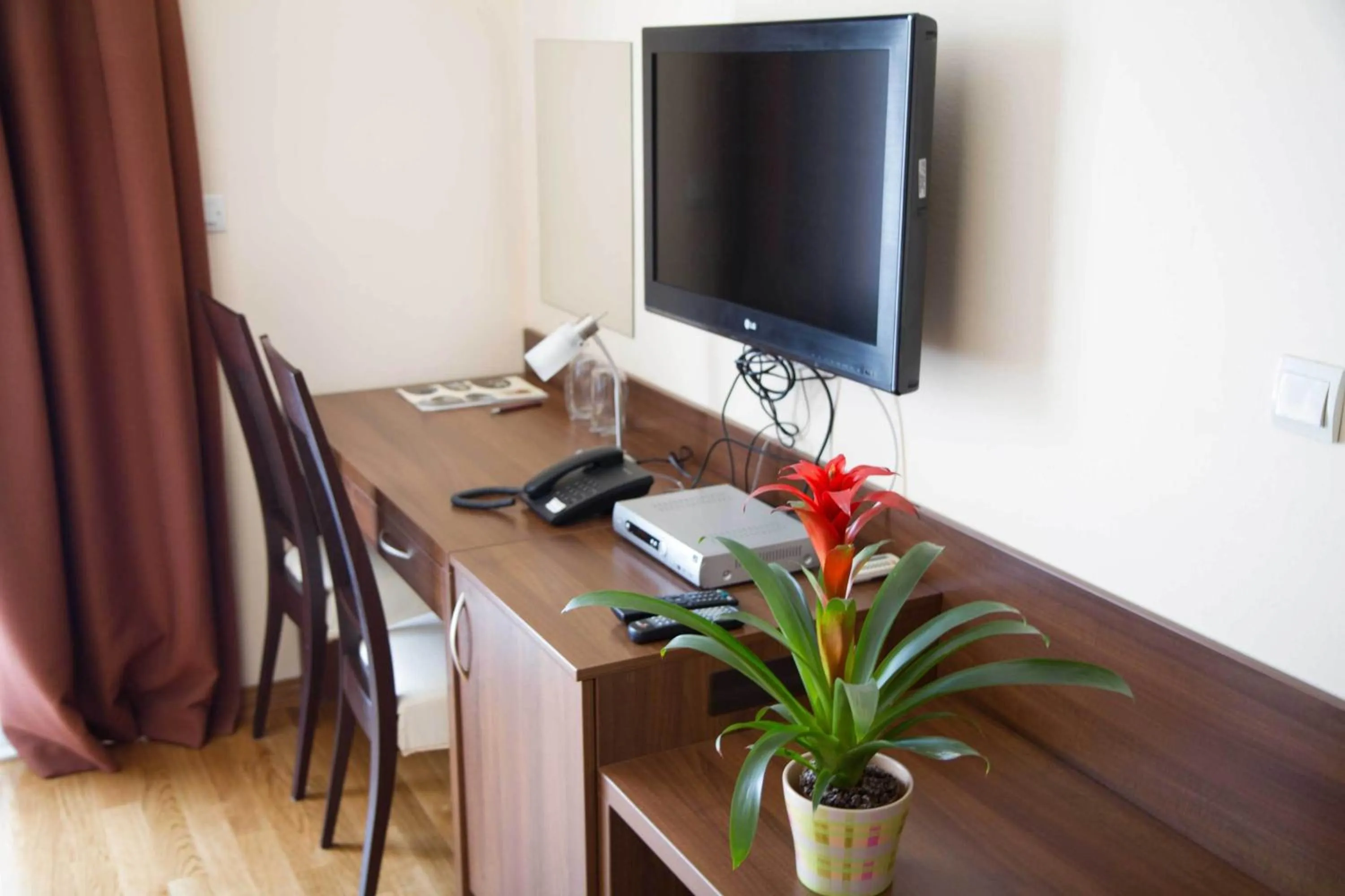 TV and multimedia in Hotel M