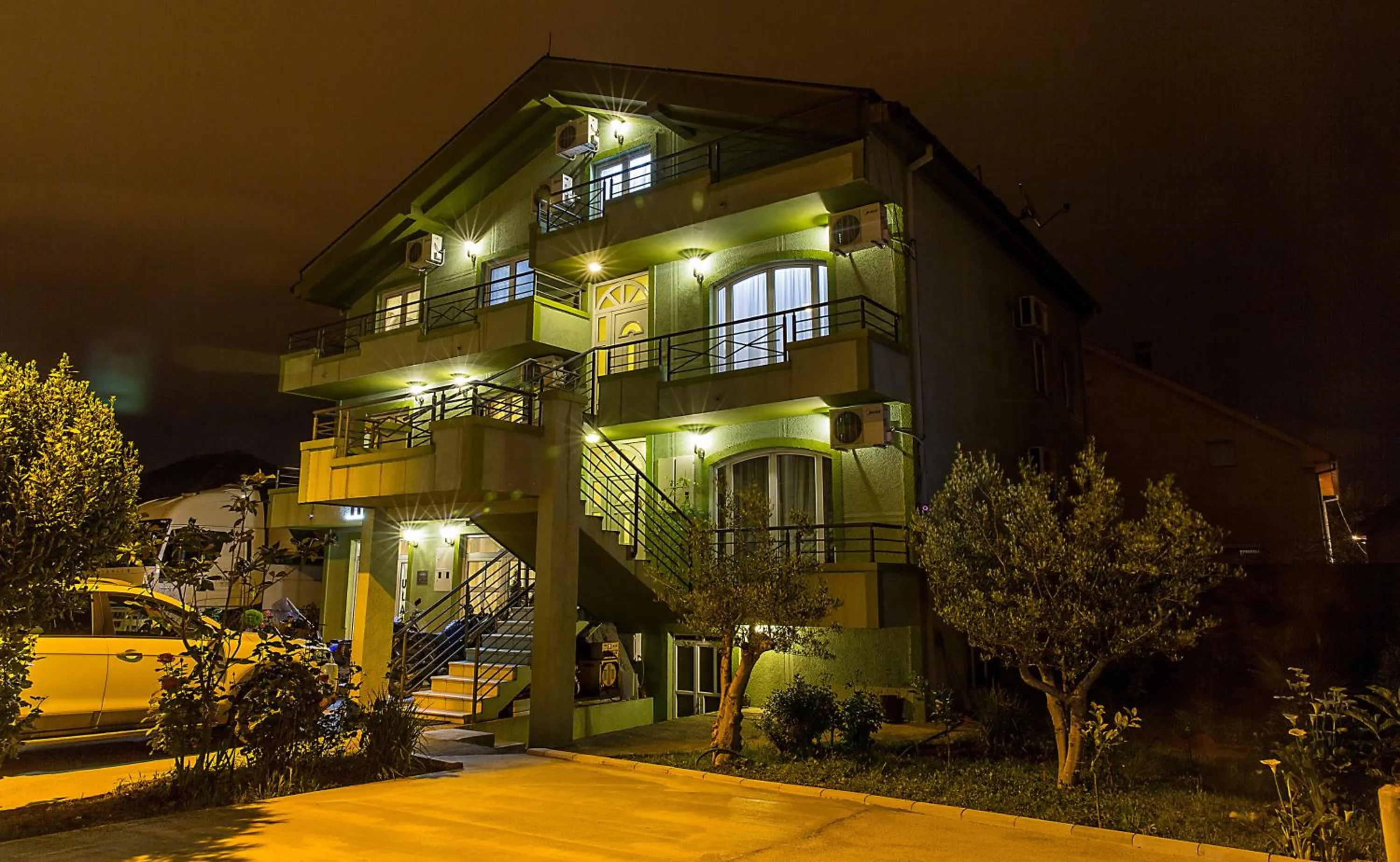 Facade/entrance in Hotel M