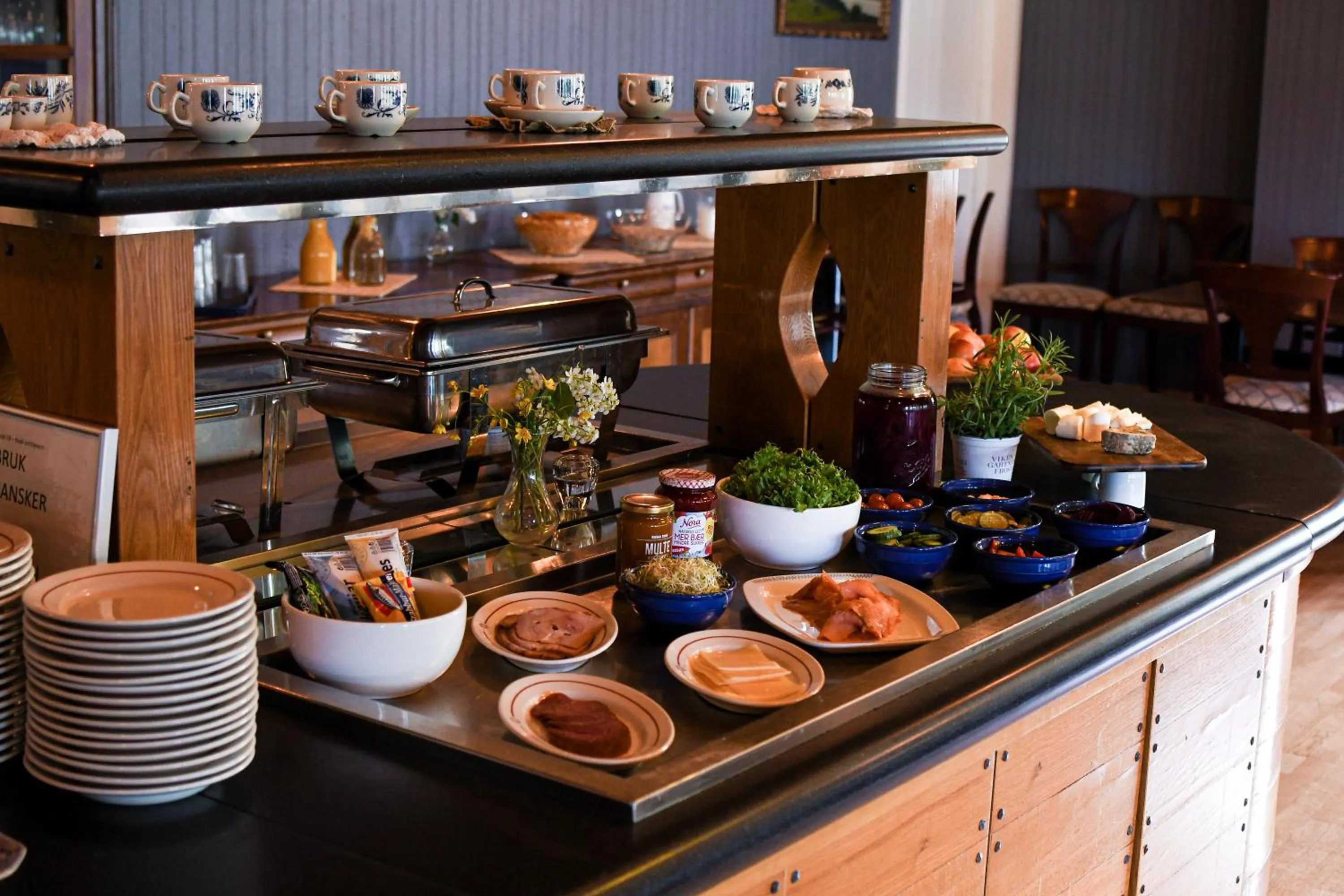 Breakfast in Rundhaug Gjestegard