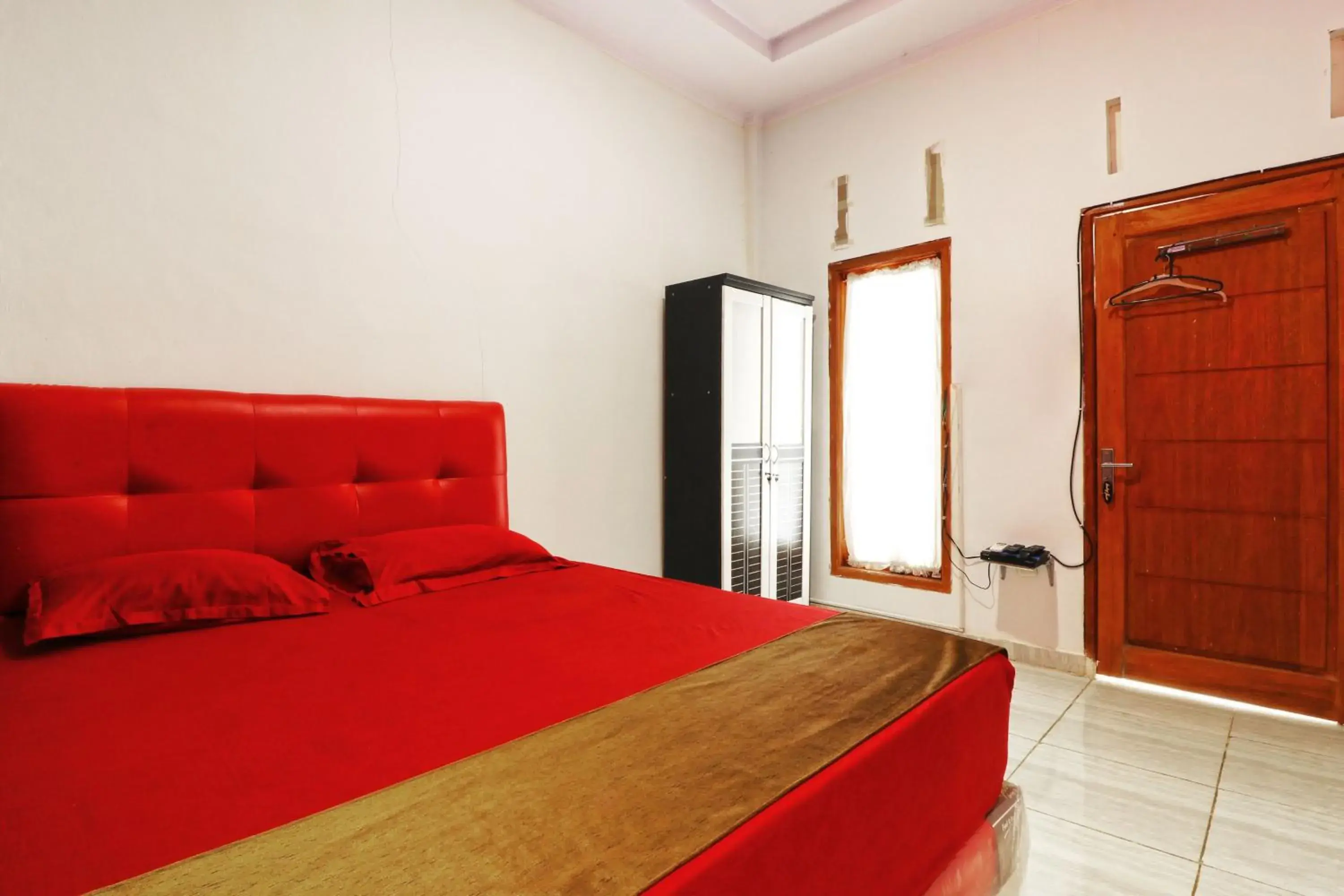 Standard Double Room in Ombey Guest House Standard Double Room in Ombey Guest House