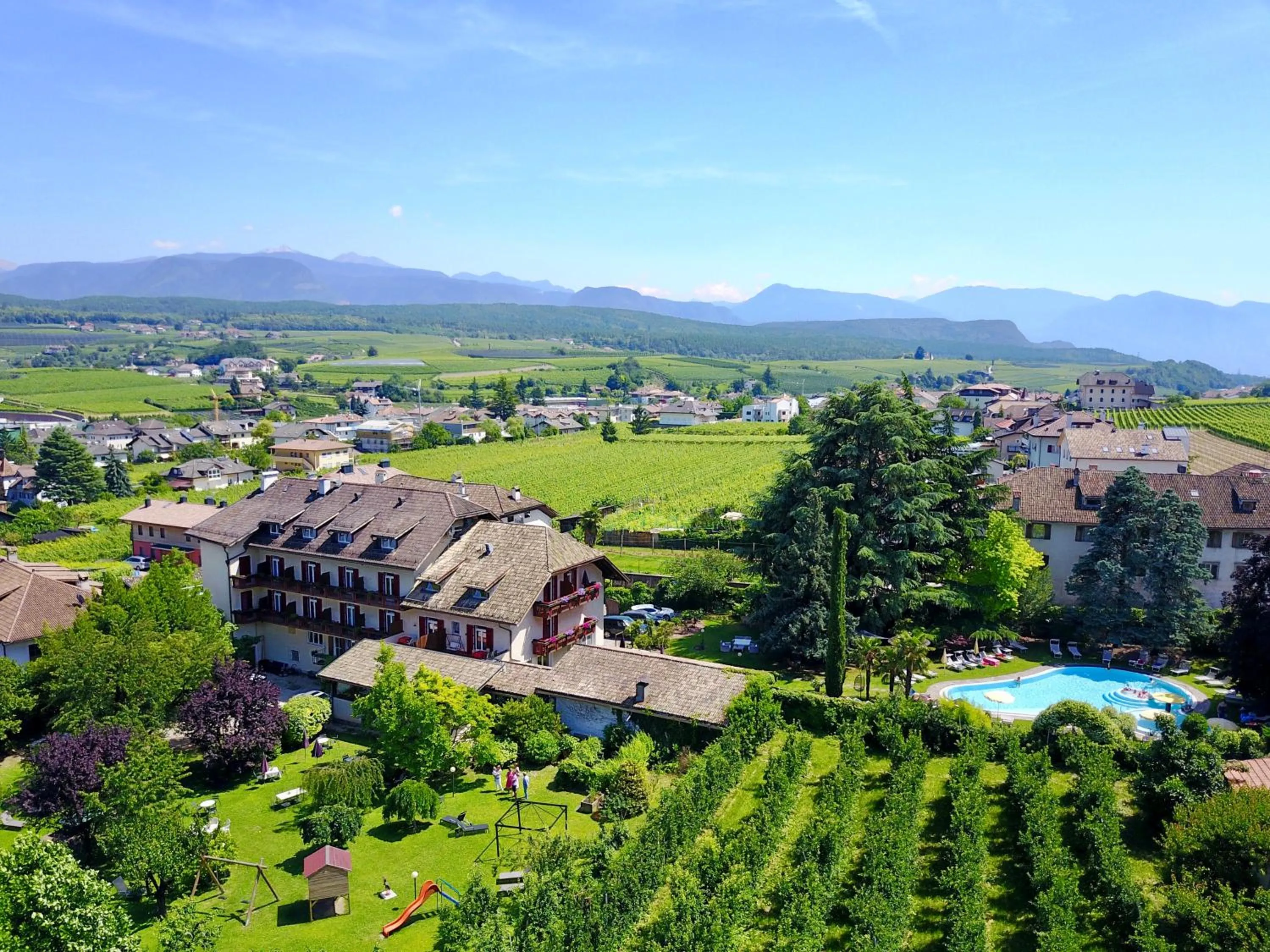 Bird's eye view in Angerburg Blumenhotel