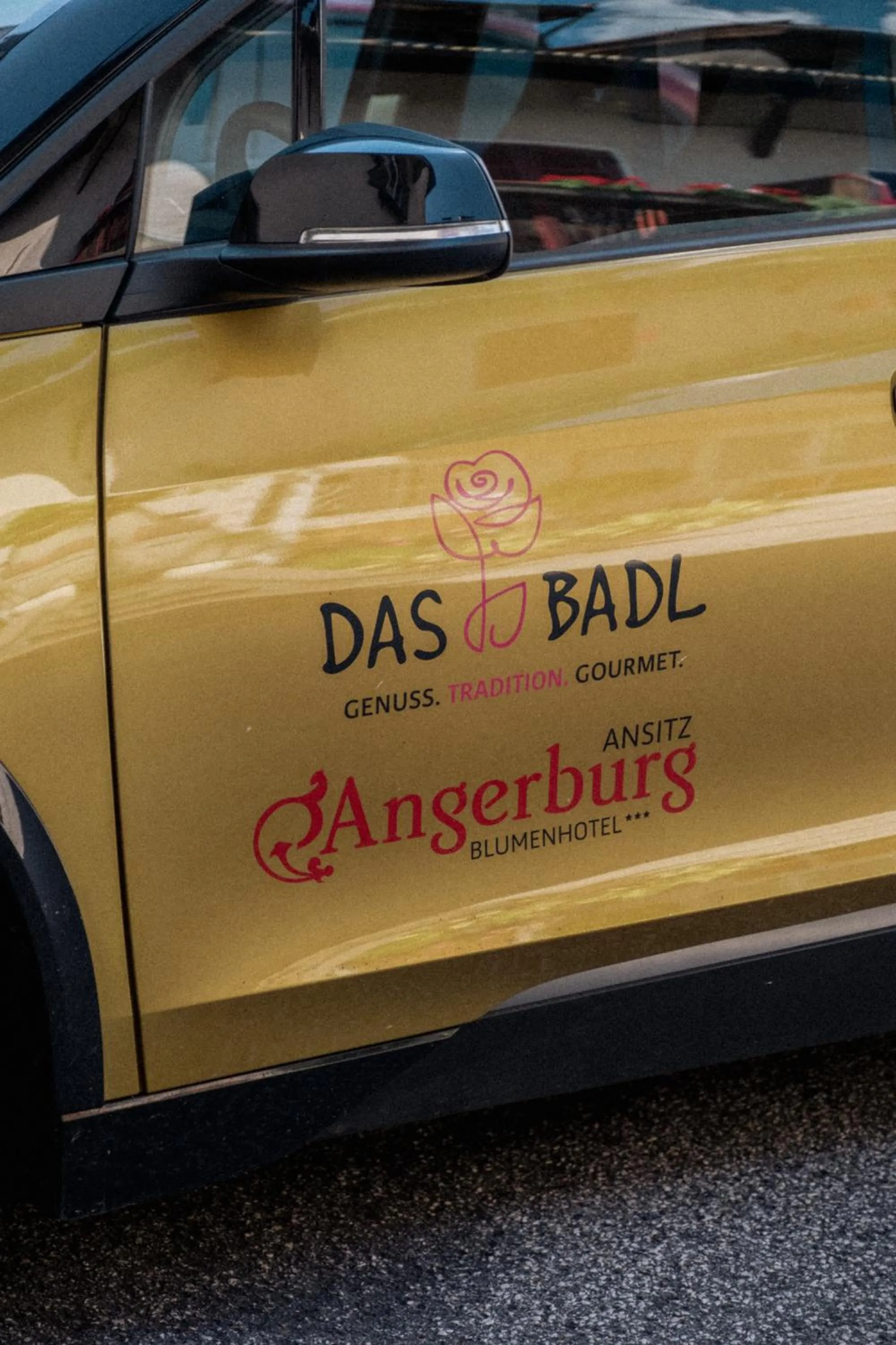 Logo/Certificate/Sign in Angerburg Blumenhotel