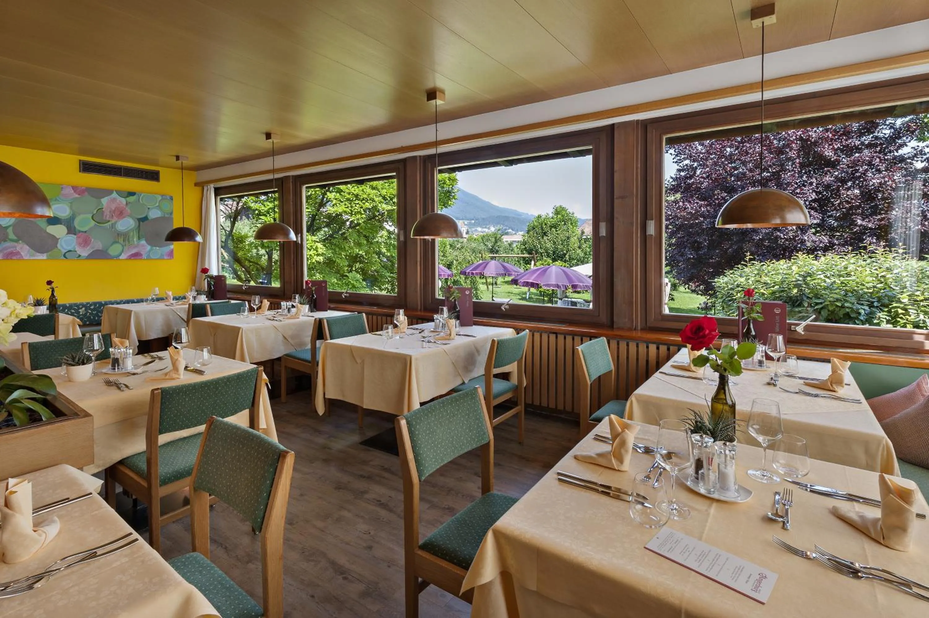 Restaurant/places to eat in Angerburg Blumenhotel